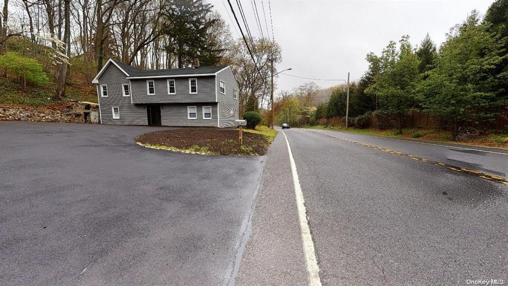 Single Family Main  Suffolk County, NY 11721, MLS-840371-12