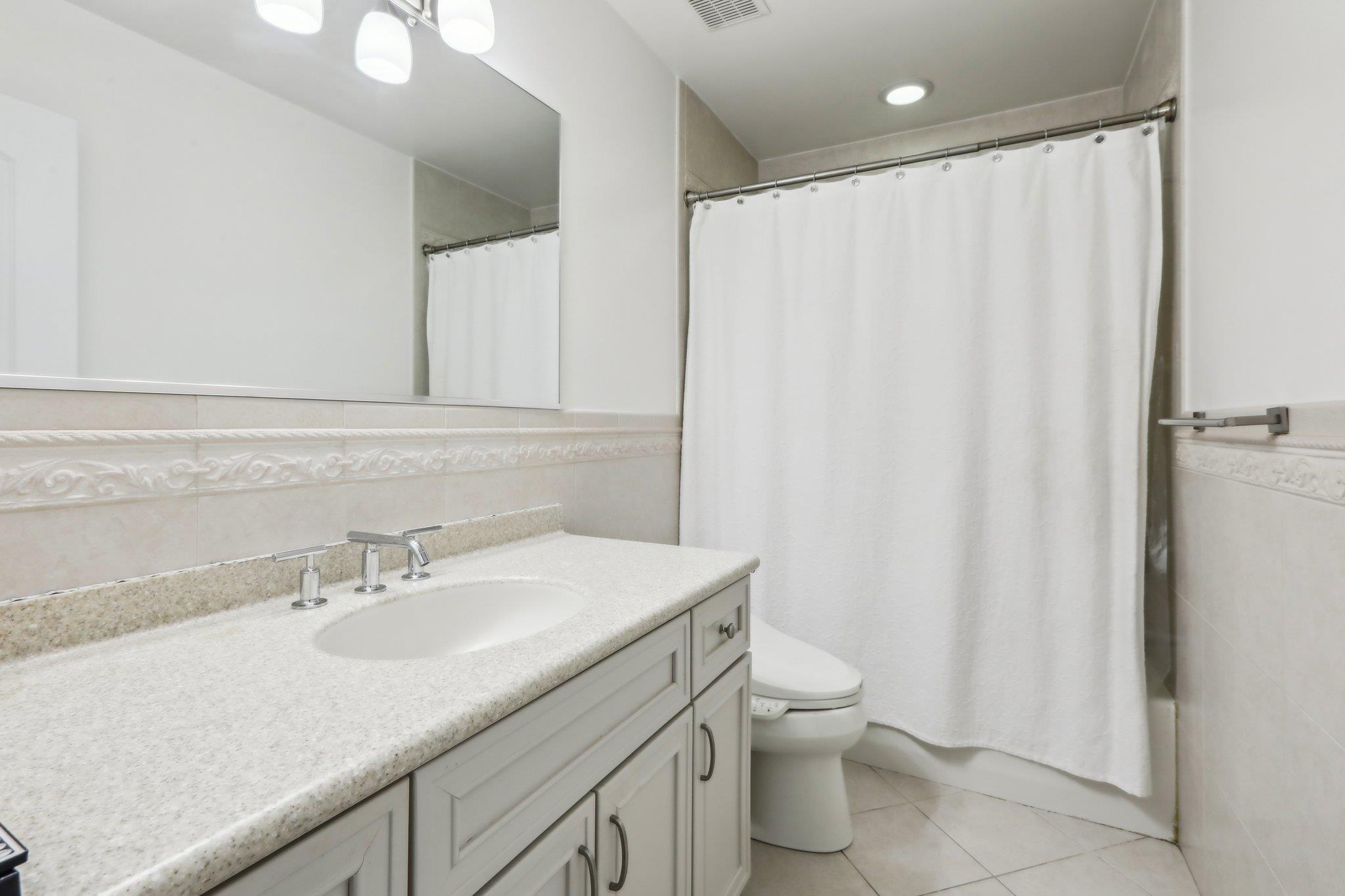 Single Family Tompkins  Rockland County, NY 10960, MLS-840419-21