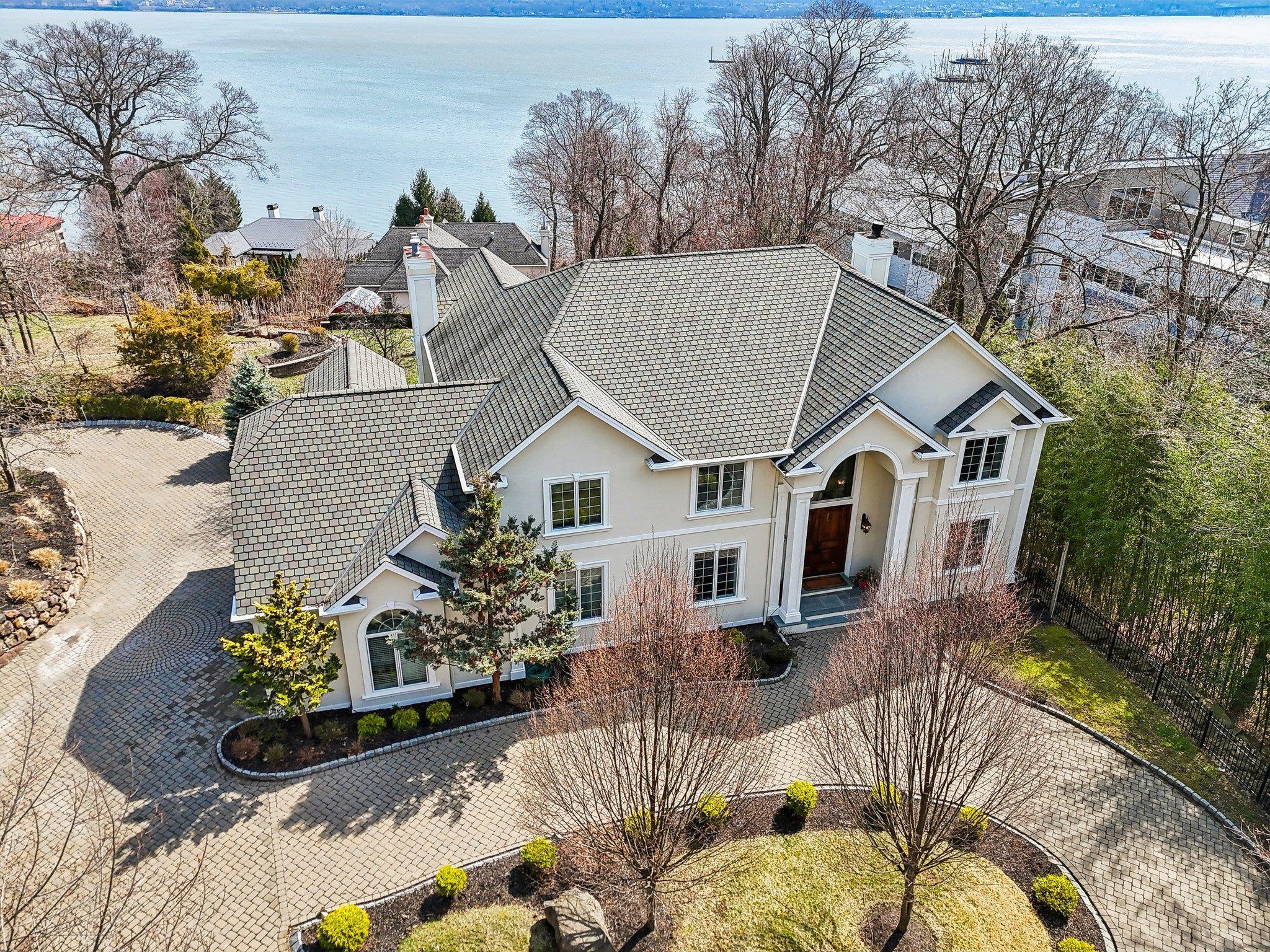 Single Family Tompkins  Rockland County, NY 10960, MLS-840419-42