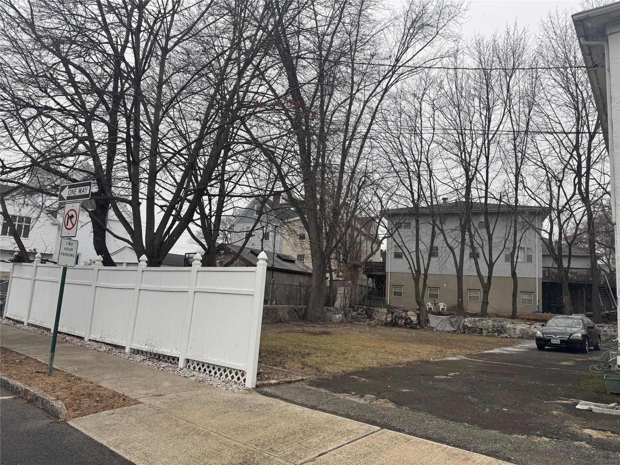 Single Family Van Duzen  Westchester County, NY 10707, MLS-840426-4