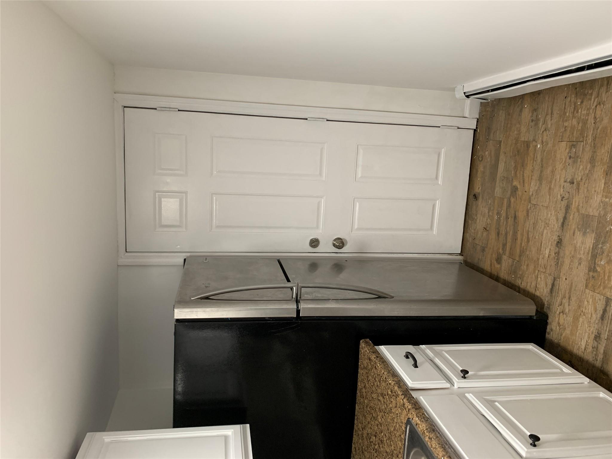 Single Family Ryer  Bronx, NY 10457, MLS-840431-33