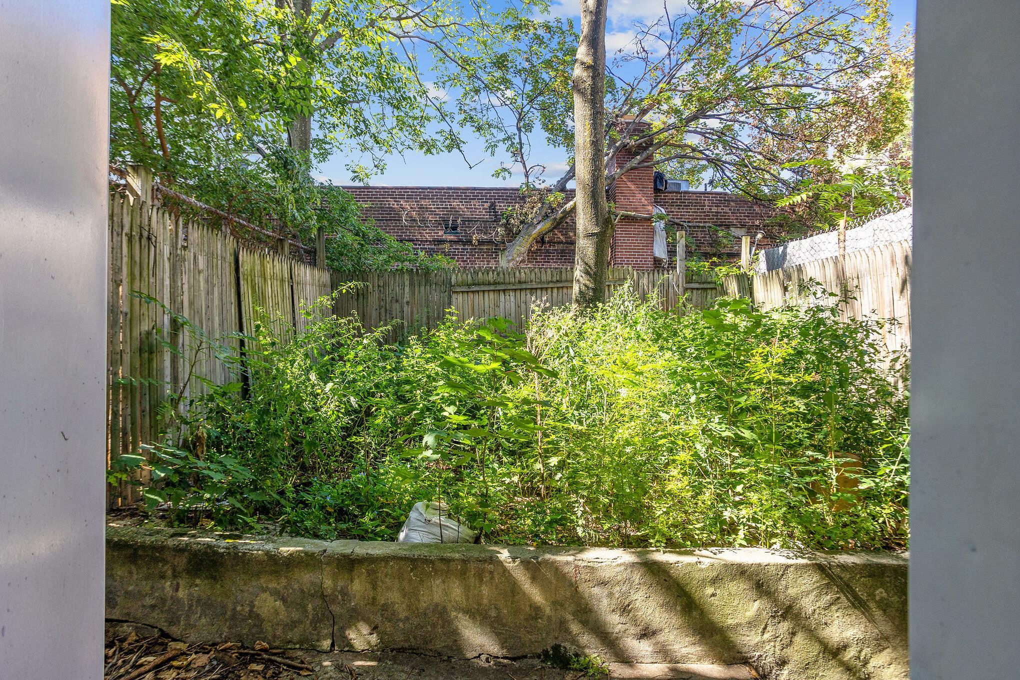 Single Family Ryer  Bronx, NY 10457, MLS-840431-49