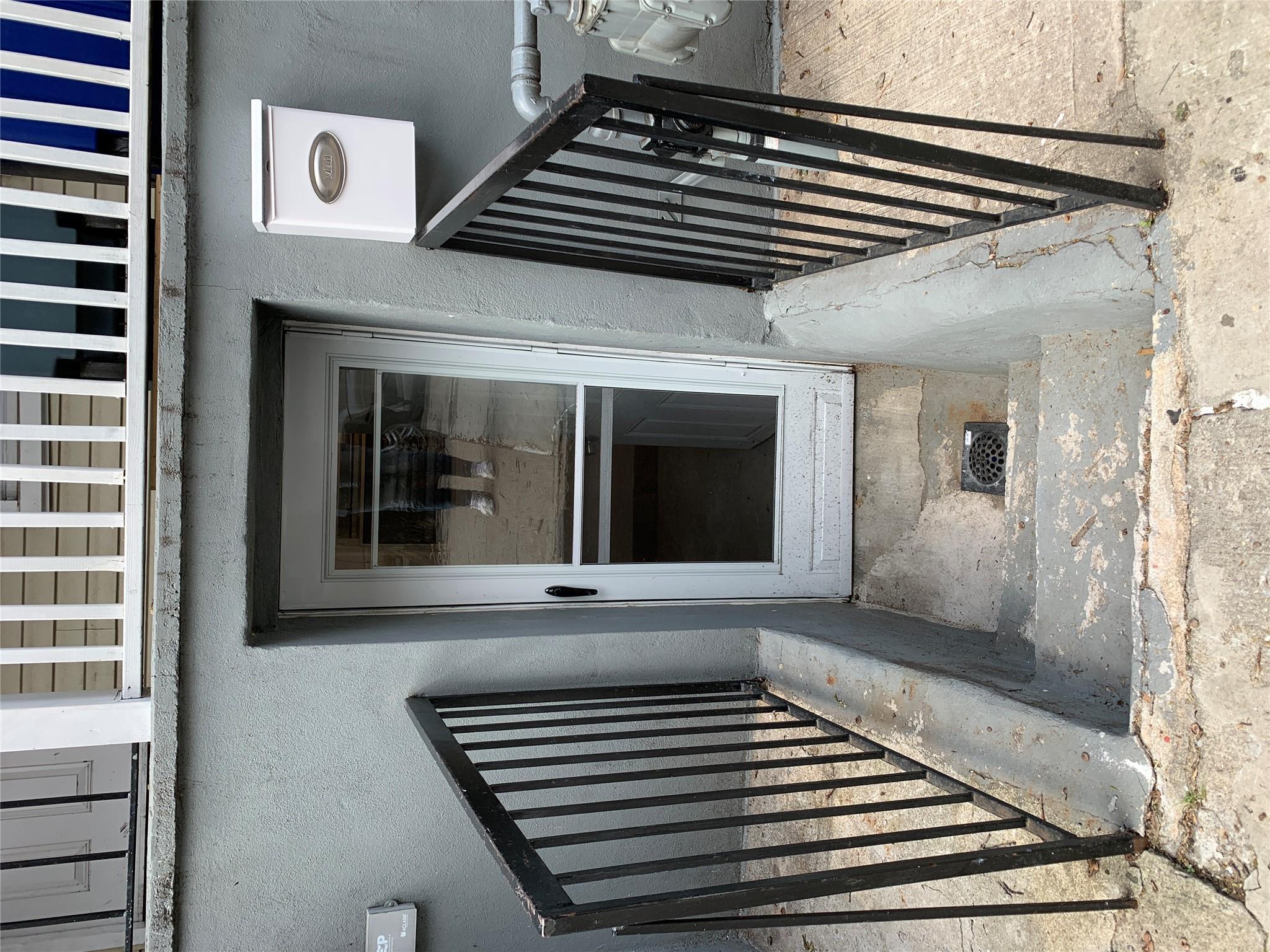 Single Family Ryer  Bronx, NY 10457, MLS-840431-6