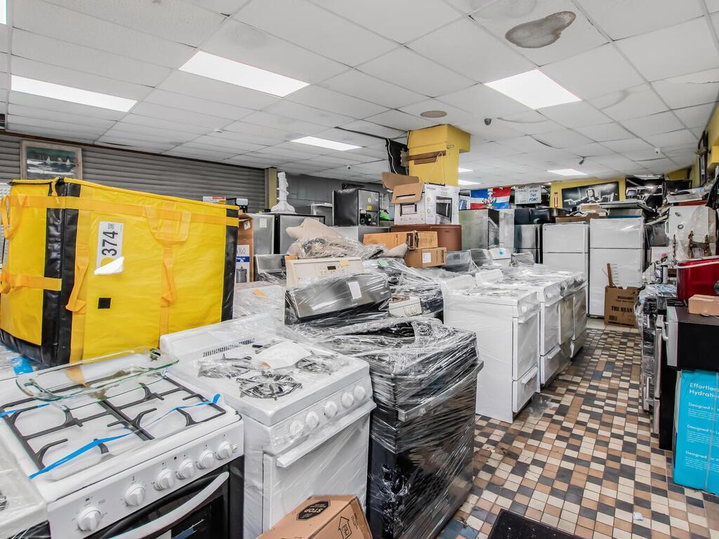 Commercial Sale Fulton  Brooklyn, NY 11207, MLS-840444-21
