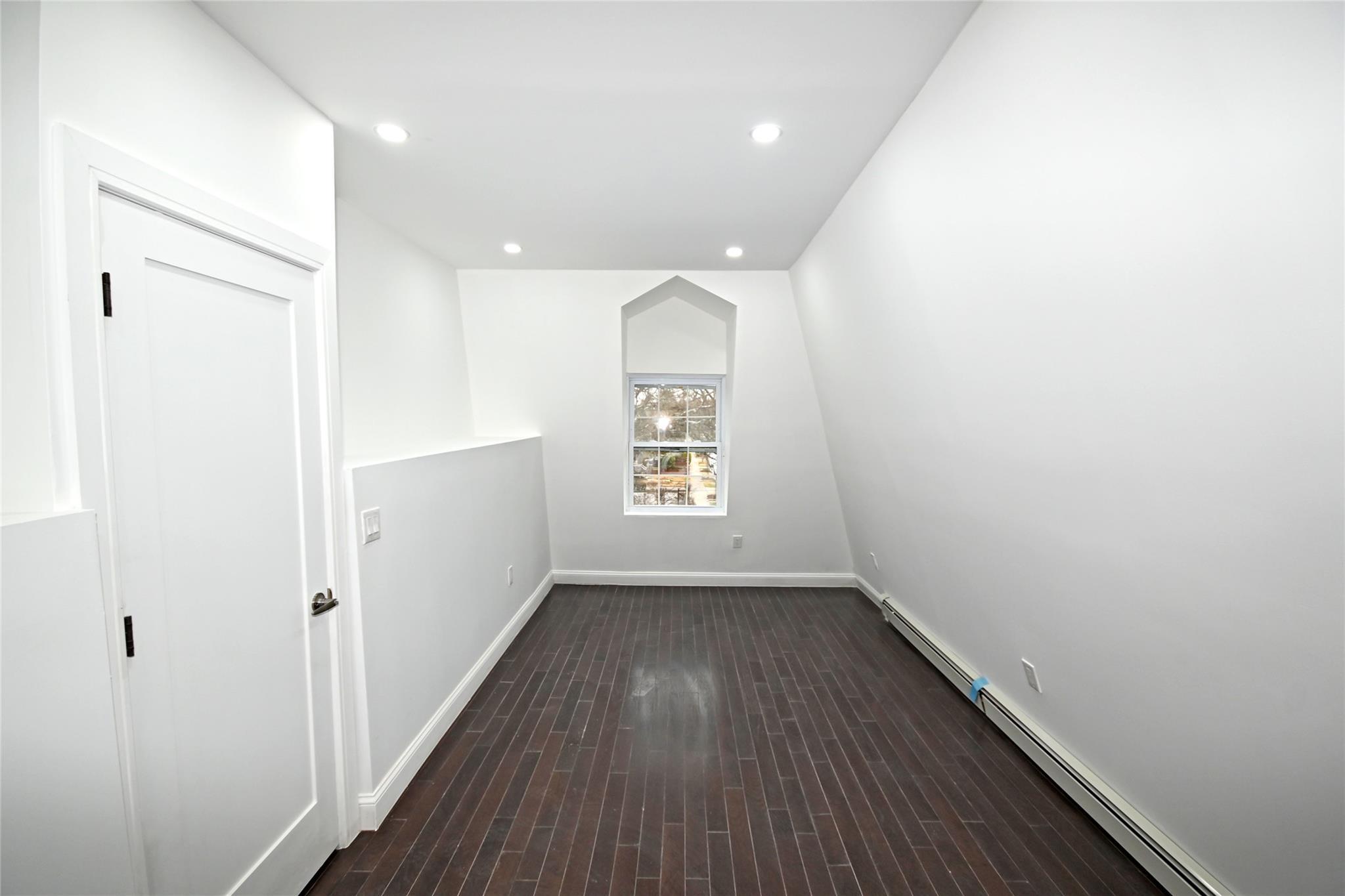 Single Family 119th  Queens, NY 11411, MLS-840455-25