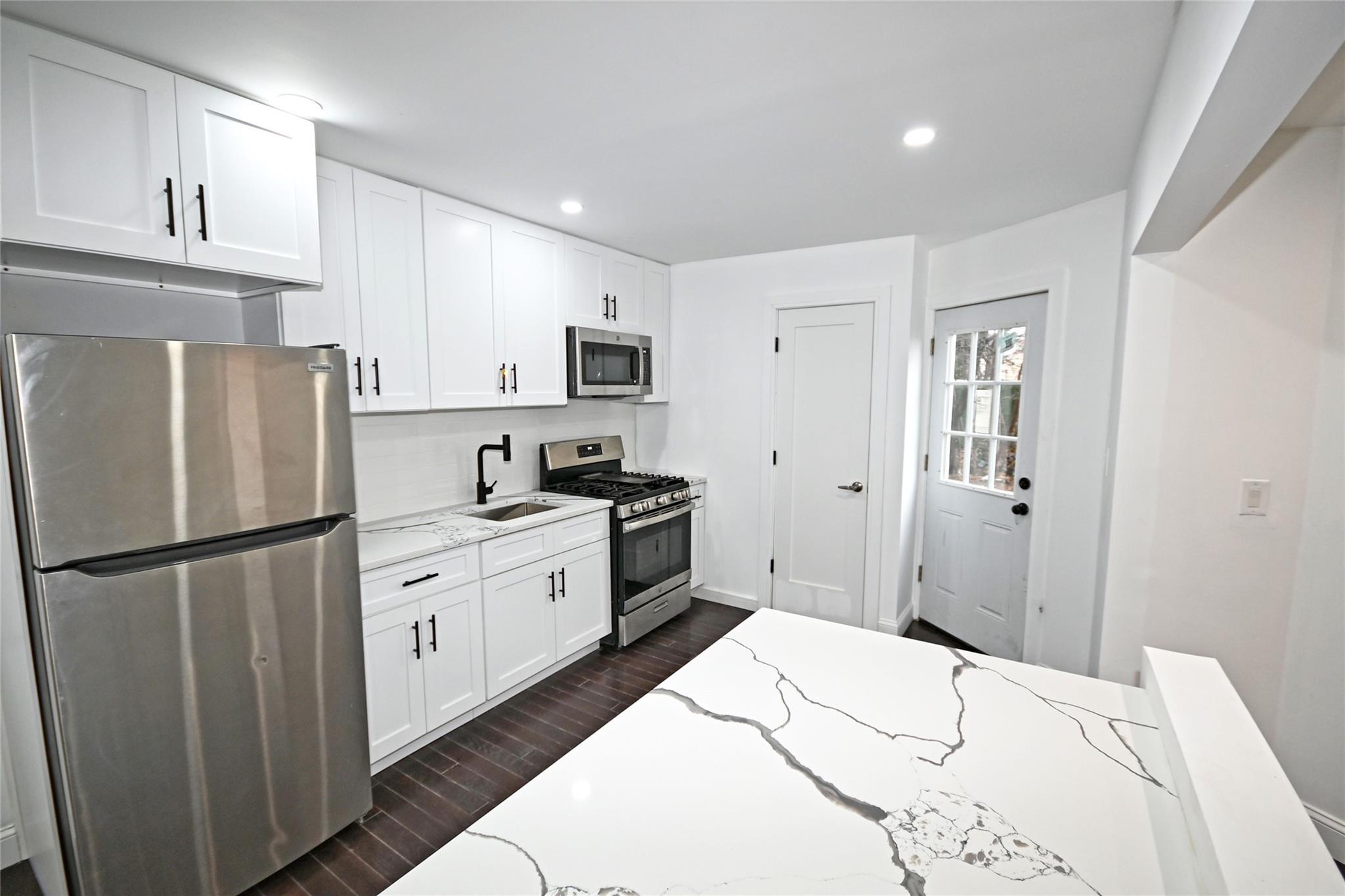 Single Family 119th  Queens, NY 11411, MLS-840455-9