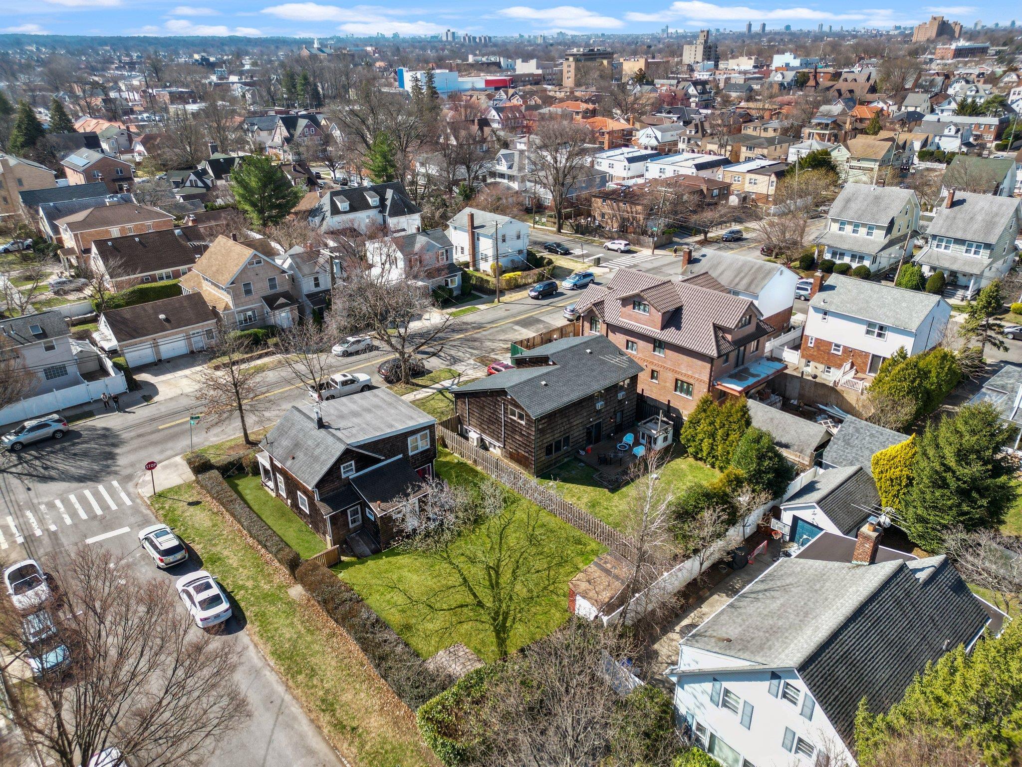 Single Family 39th  Queens, NY 11361, MLS-840521-29