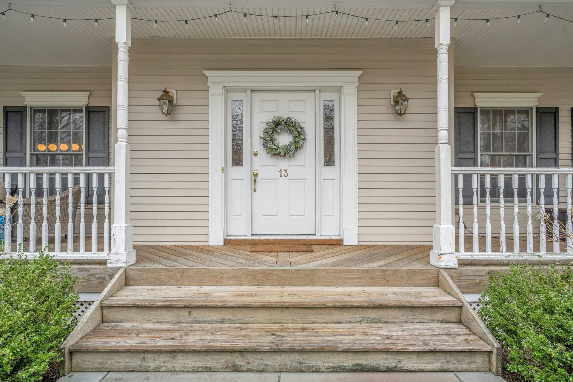 Single Family Laurie  Westchester County, NY 10590, MLS-840578-3