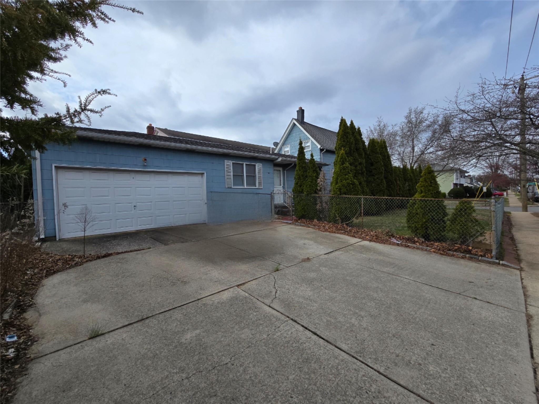 Single Family Rushmore  Nassau County, NY 11514, MLS-840588-15