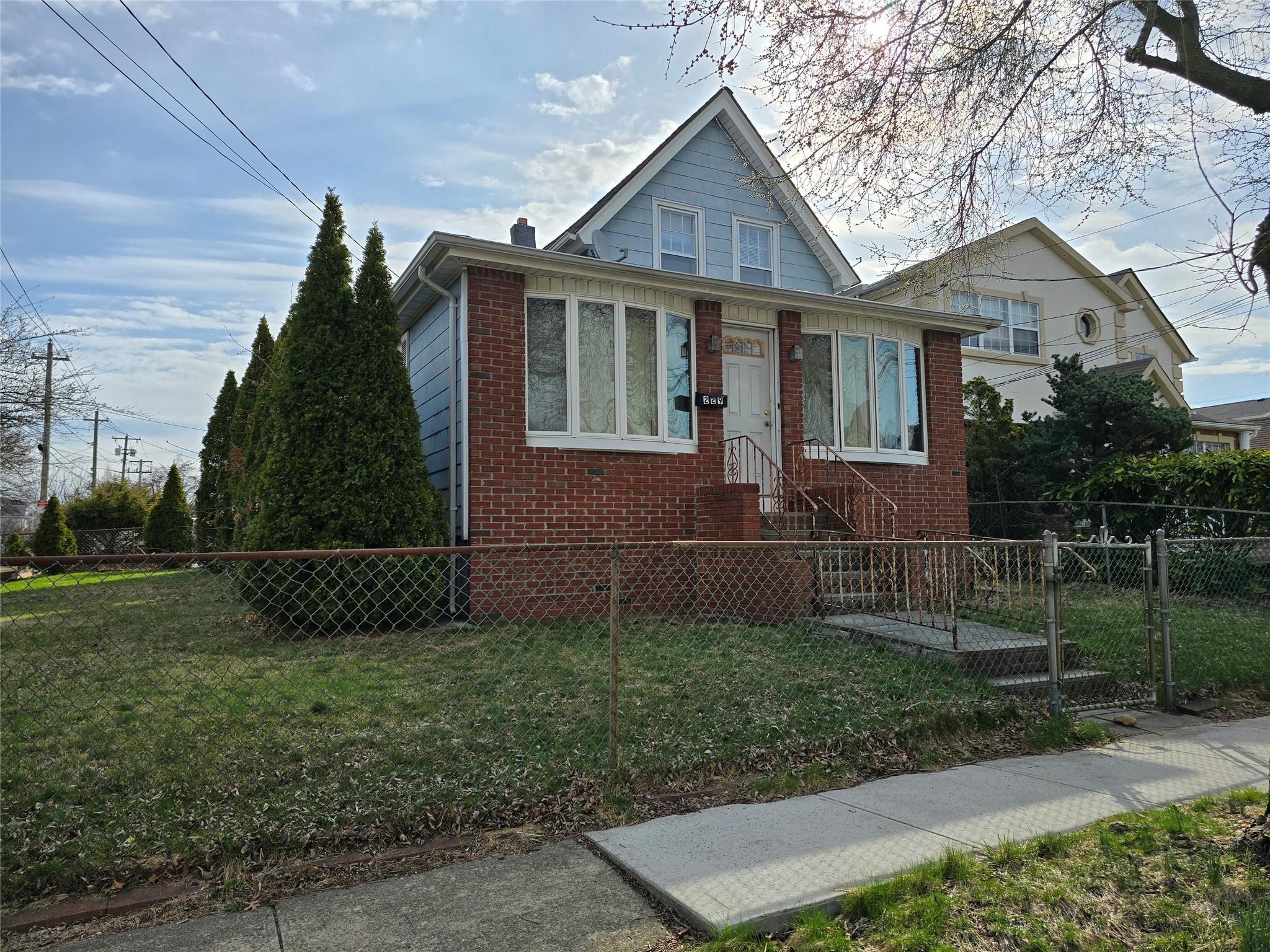 Single Family Rushmore  Nassau County, NY 11514, MLS-840588-2