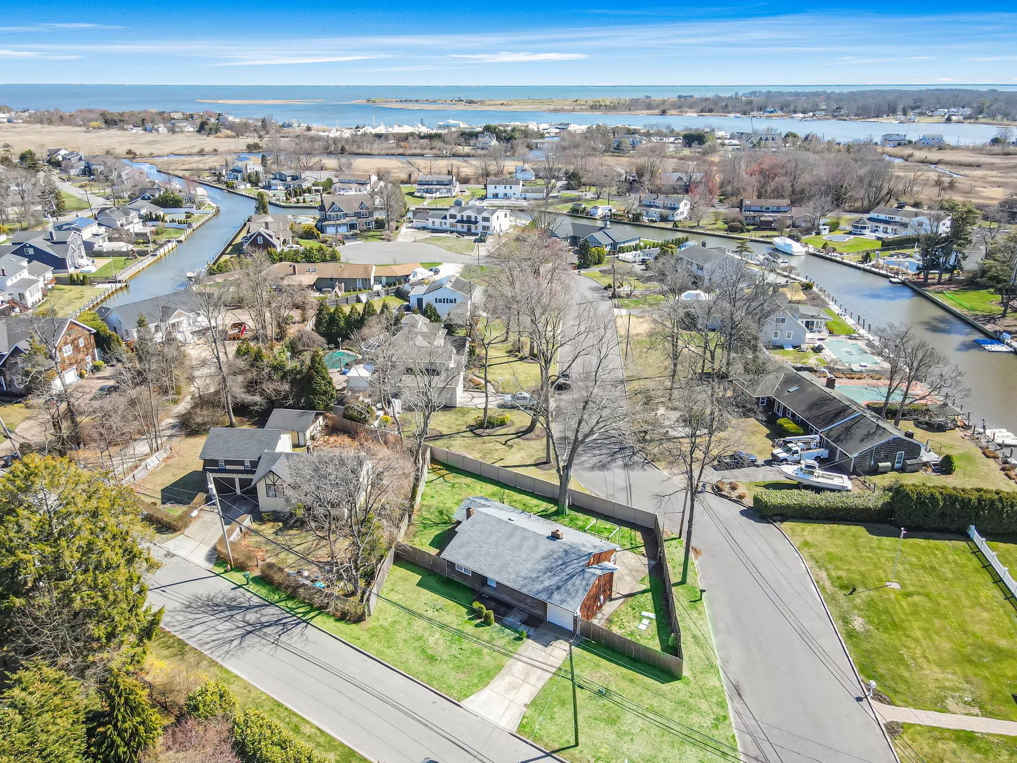 Single Family Oceanview  Suffolk County, NY 11769, MLS-840665-11