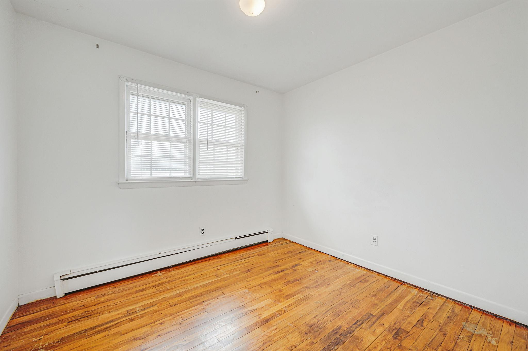Single Family Oceanview  Suffolk County, NY 11769, MLS-840665-15