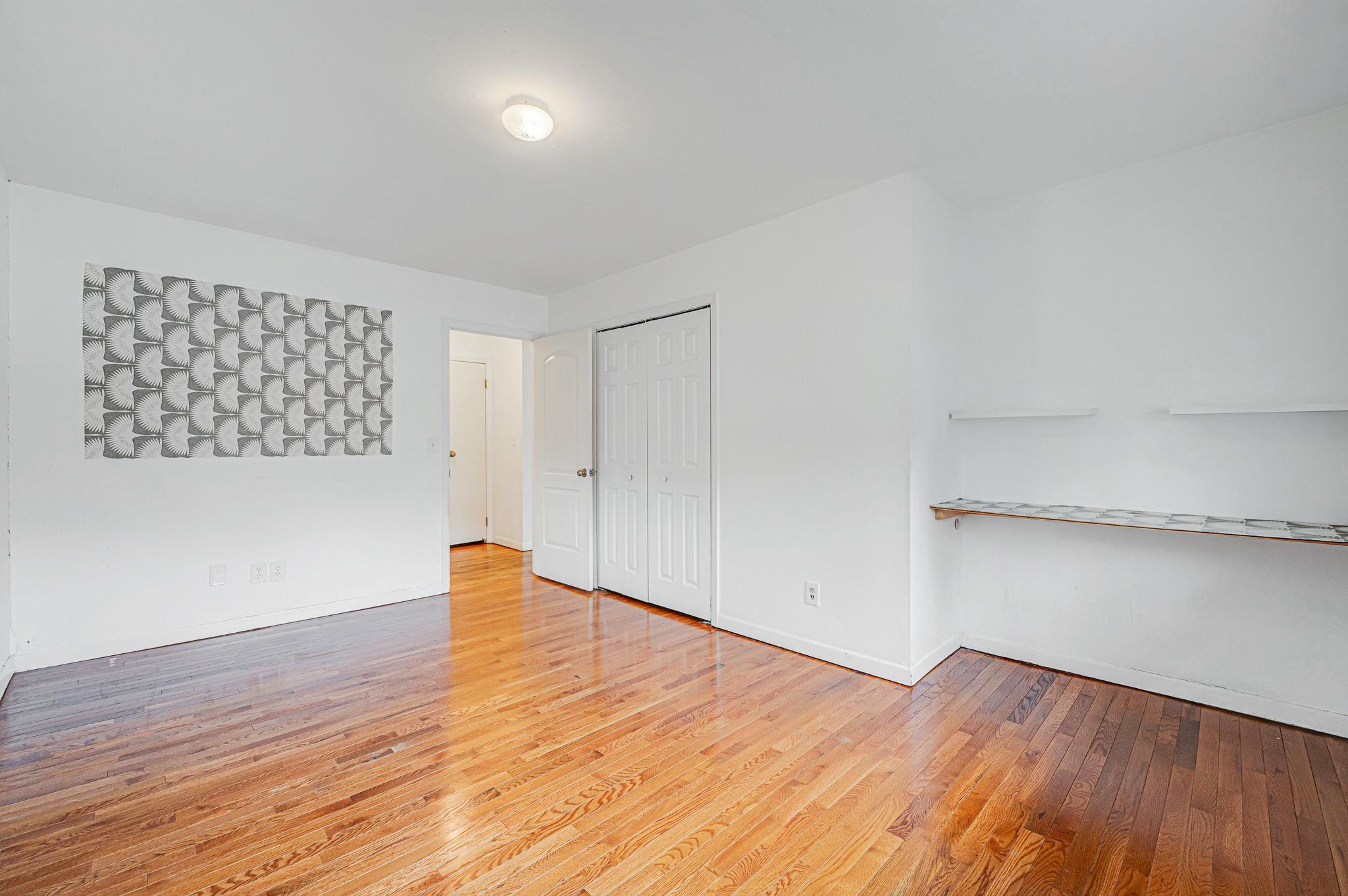 Single Family Oceanview  Suffolk County, NY 11769, MLS-840665-18