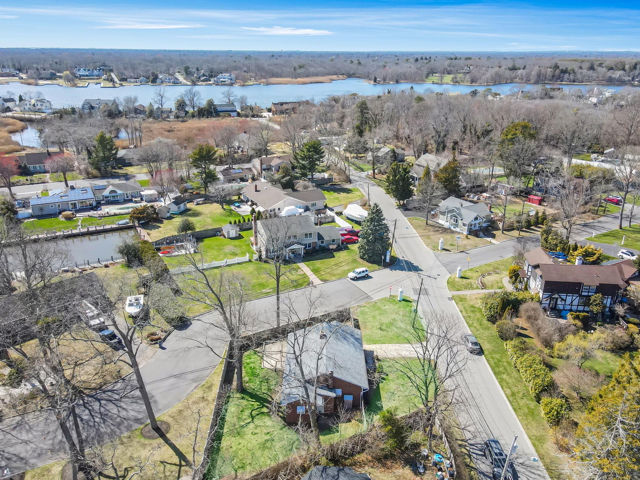 Single Family Oceanview  Suffolk County, NY 11769, MLS-840665-9