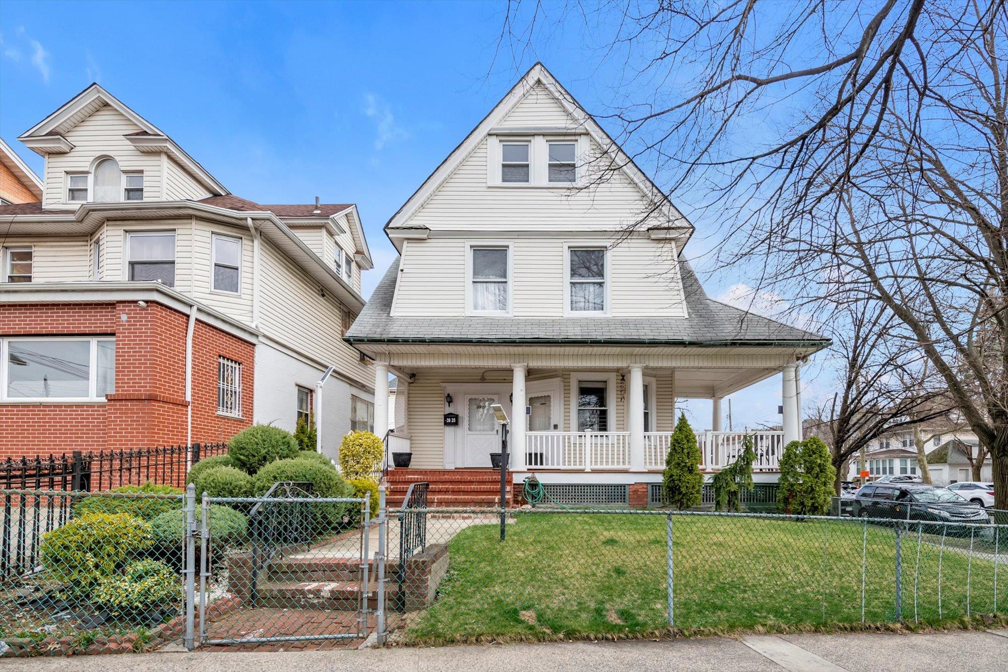 Single Family Murray  Queens, NY 11354, MLS-840673-2