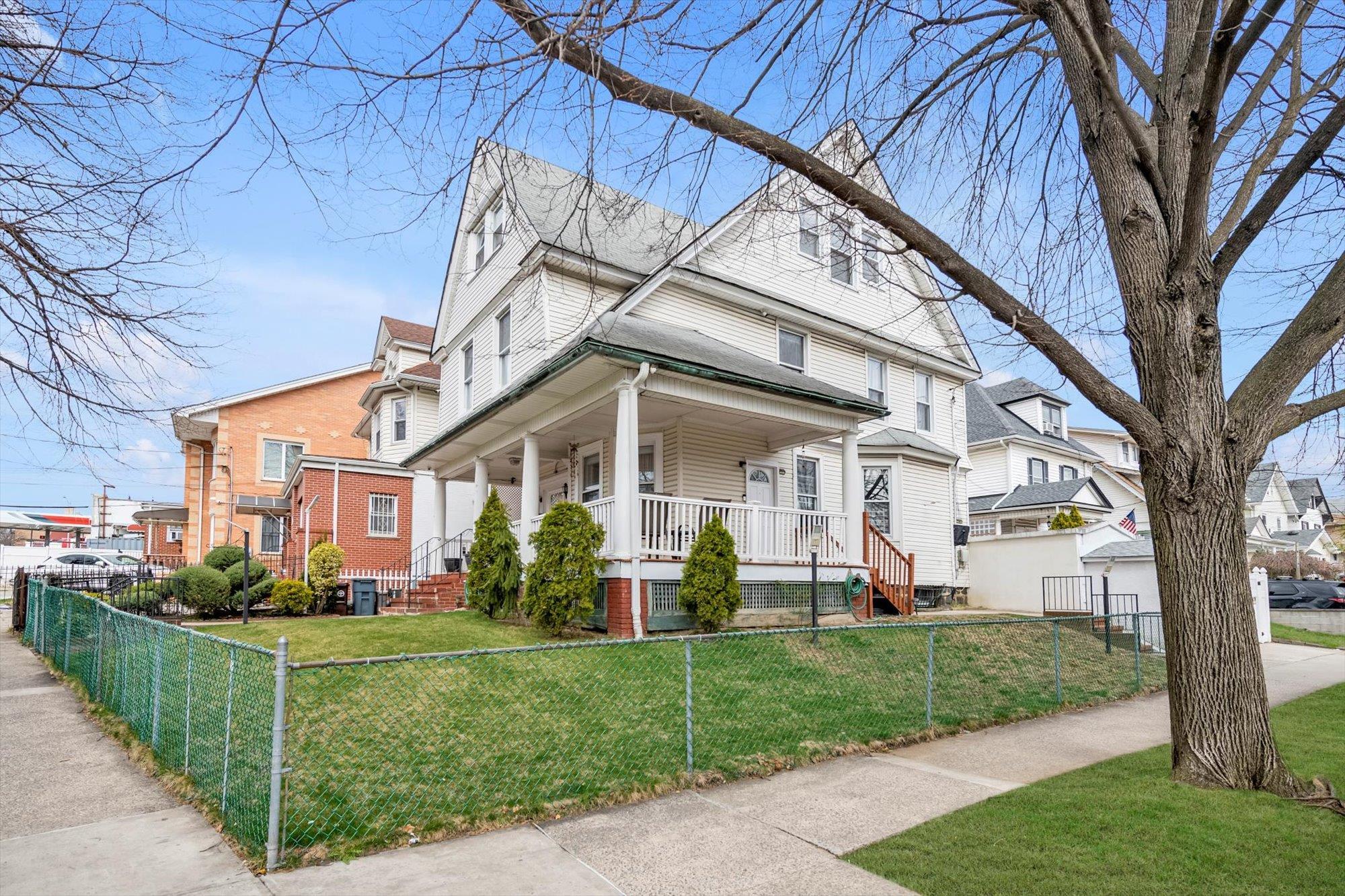 Single Family Murray  Queens, NY 11354, MLS-840673-23