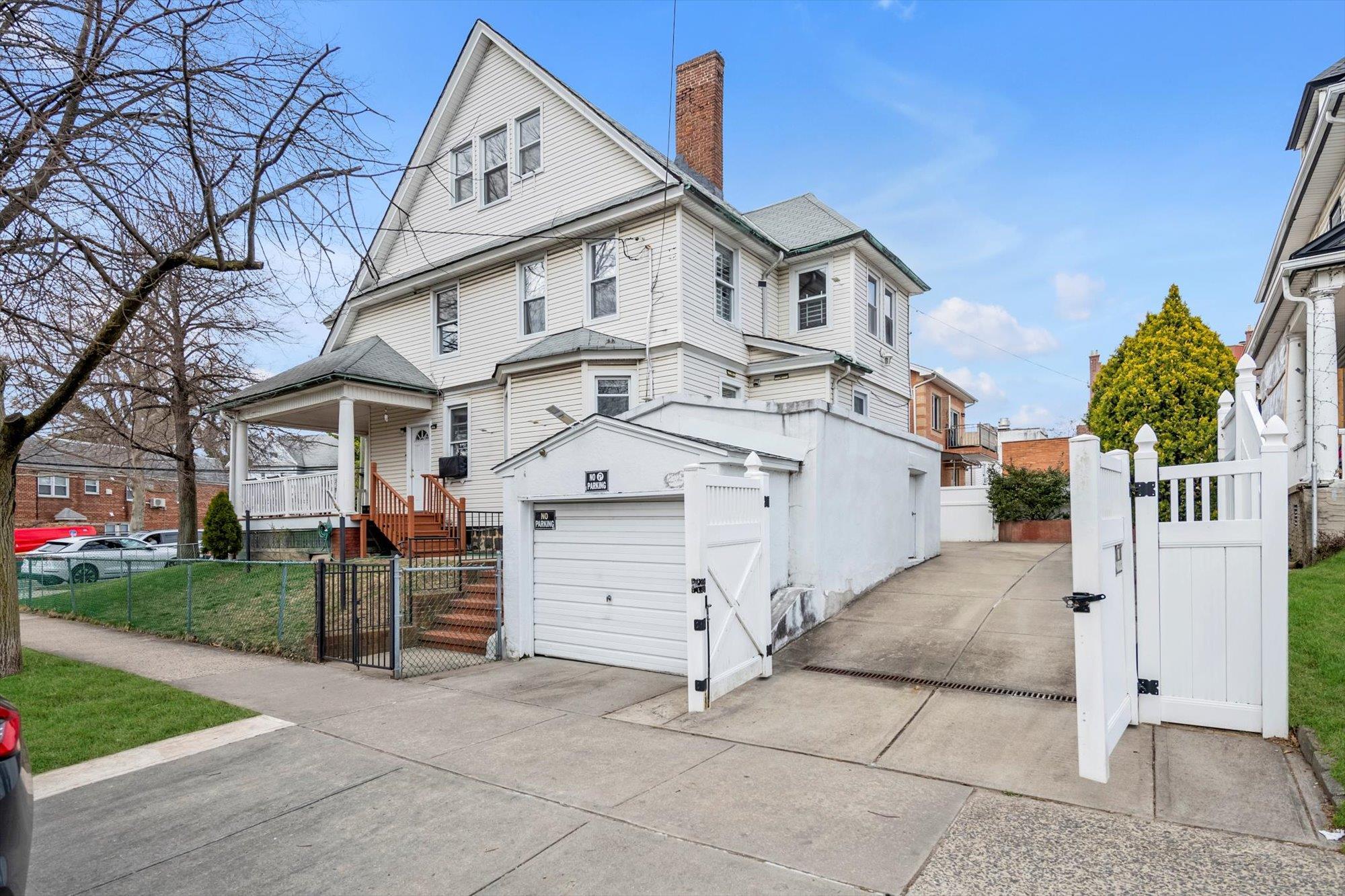 Single Family Murray  Queens, NY 11354, MLS-840673-24