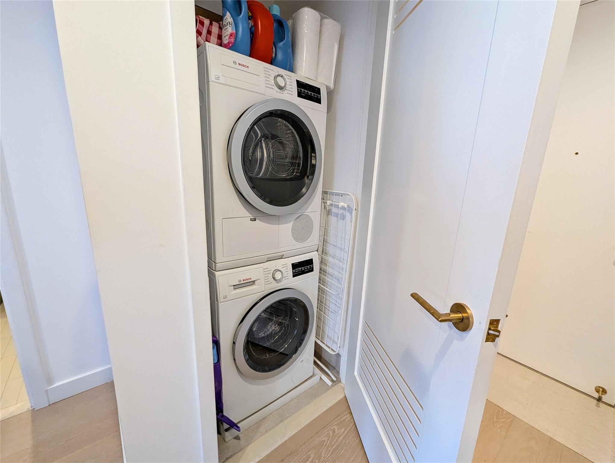 Condo Court  Queens, NY 11101, MLS-840680-9