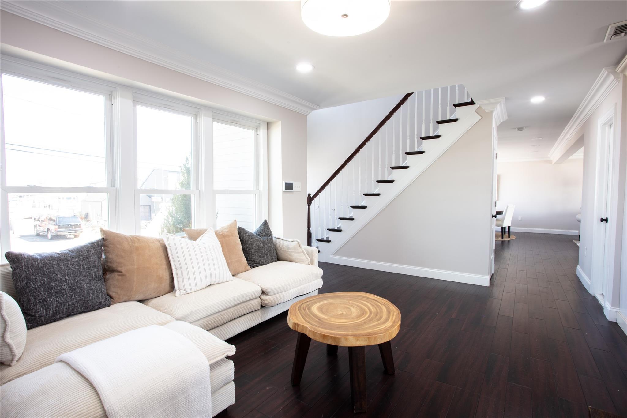 Single Family Surf  Suffolk County, NY 11757, MLS-840700-22
