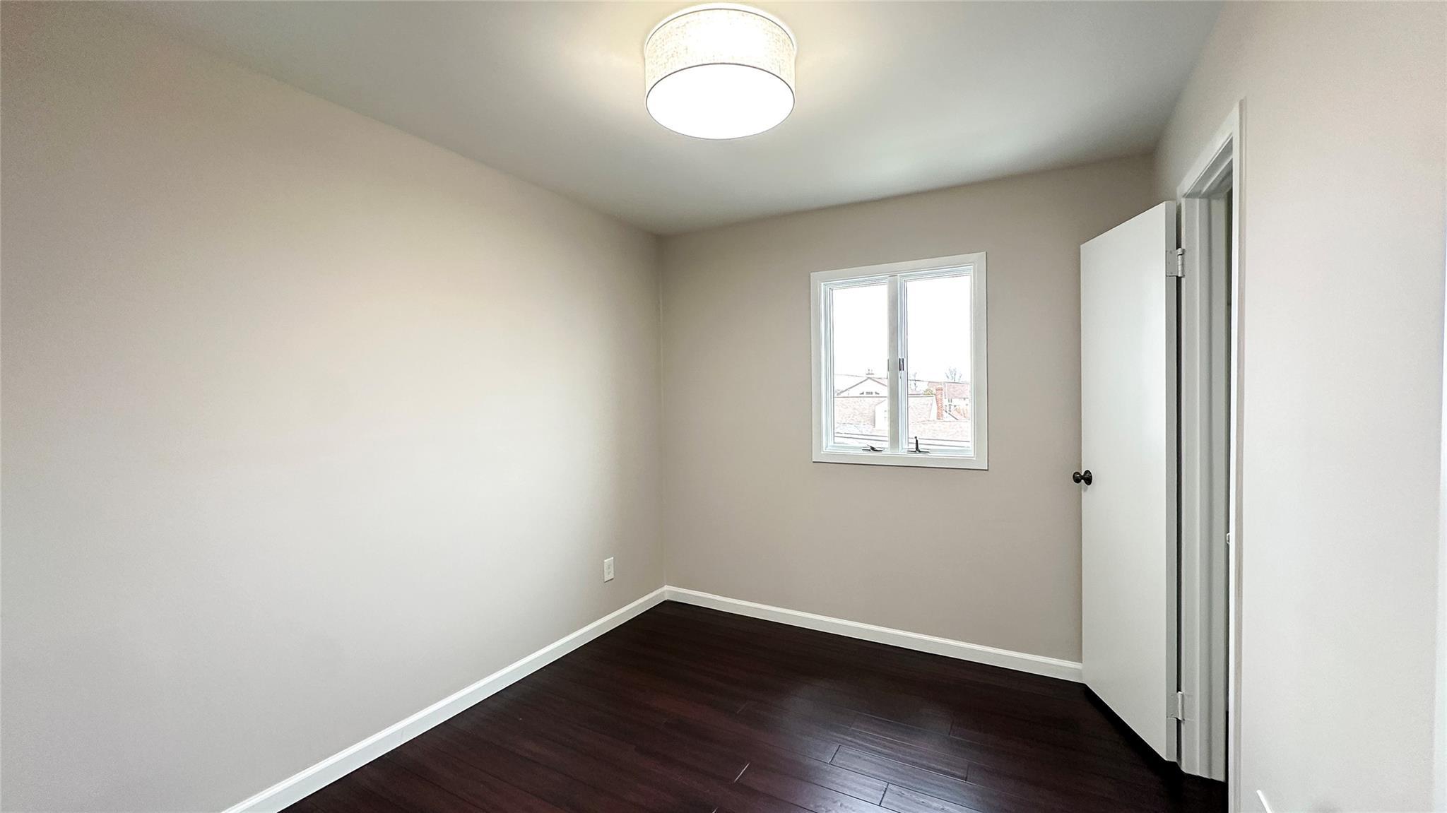 Single Family Surf  Suffolk County, NY 11757, MLS-840700-28