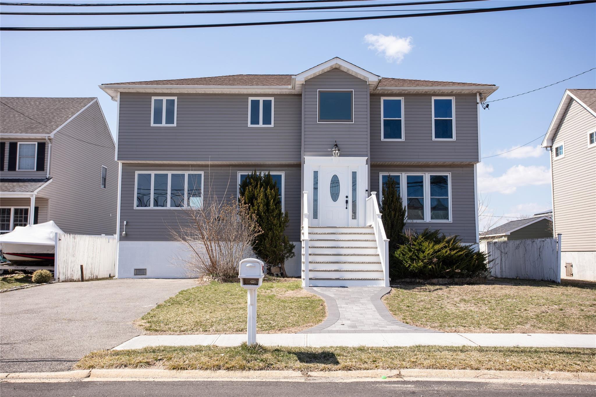 Single Family Surf  Suffolk County, NY 11757, MLS-840700-31