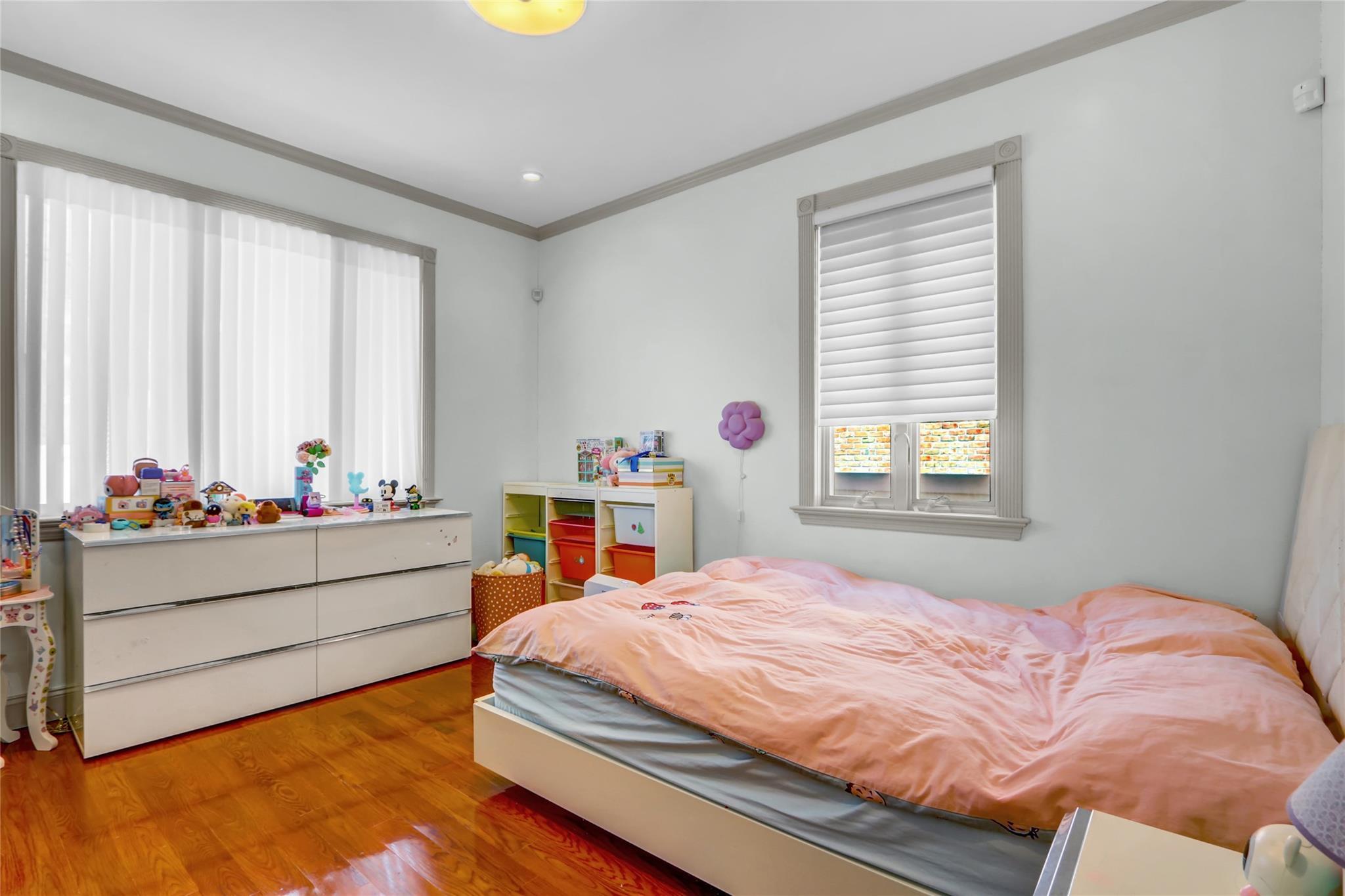 Single Family 199  Queens, NY 11365, MLS-840703-14