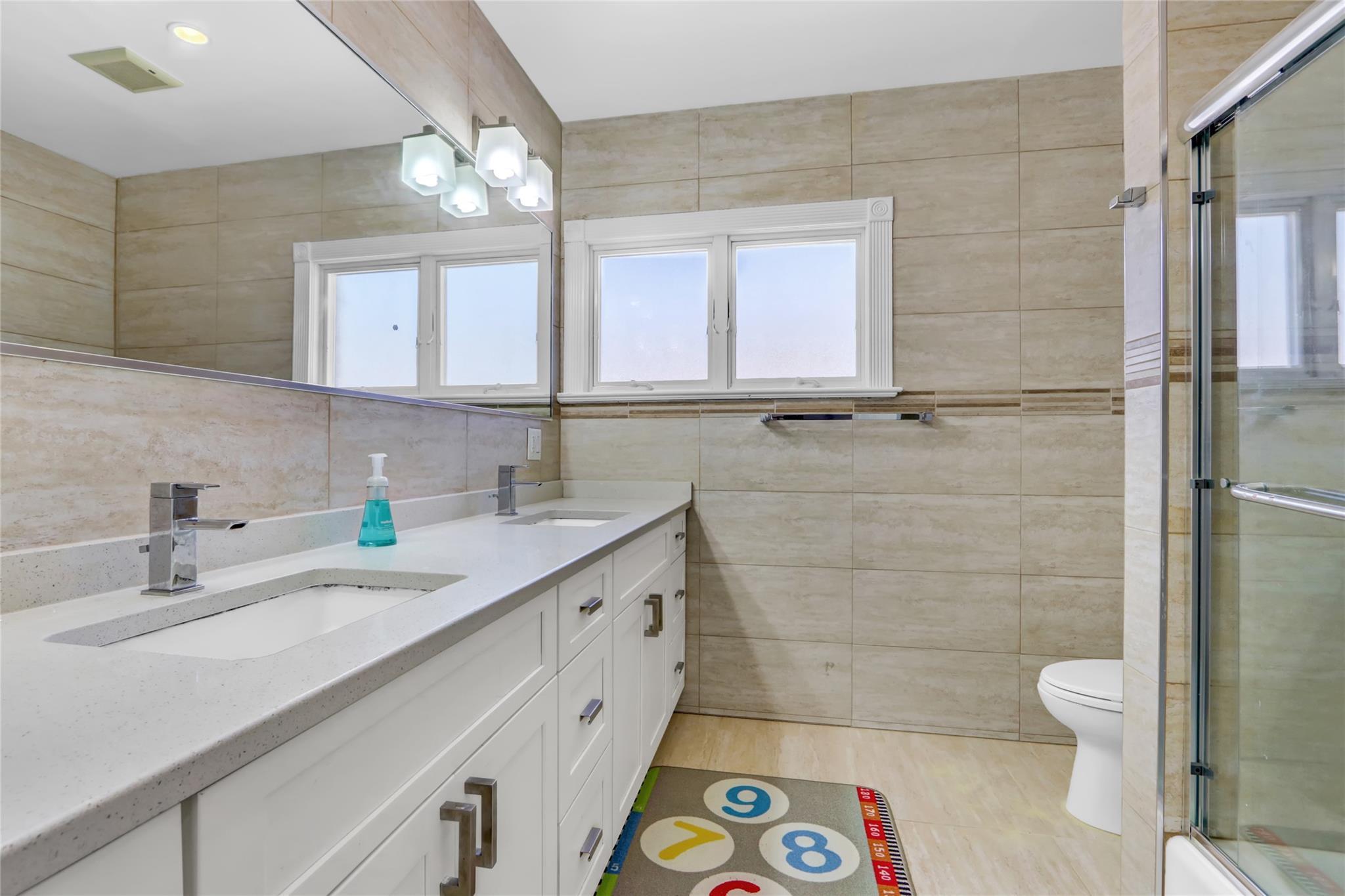 Single Family 199  Queens, NY 11365, MLS-840703-21