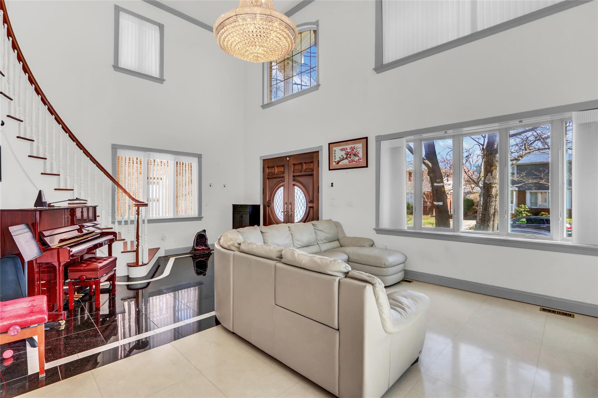 Single Family 199  Queens, NY 11365, MLS-840703-9