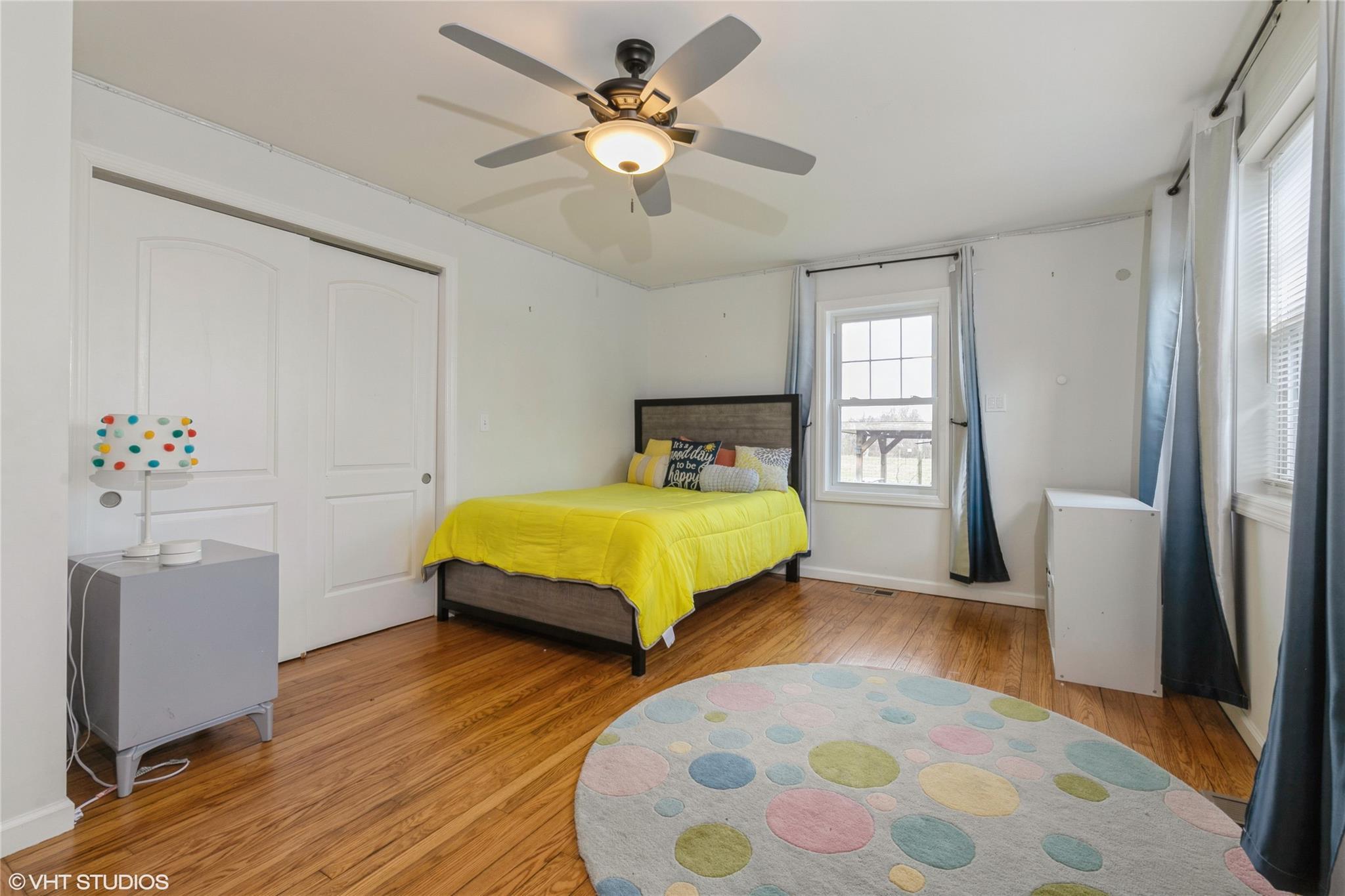 Single Family Youngs  Suffolk County, NY 11971, MLS-840724-22