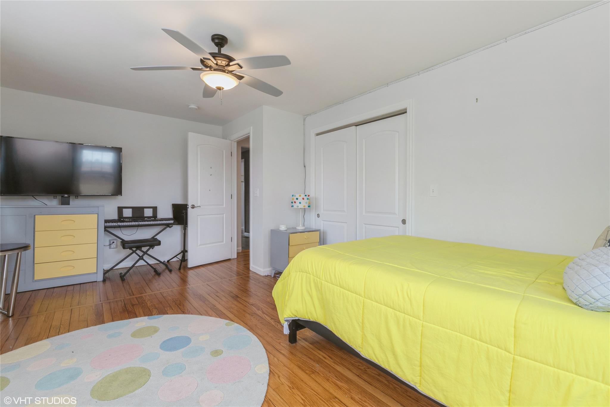 Single Family Youngs  Suffolk County, NY 11971, MLS-840724-23