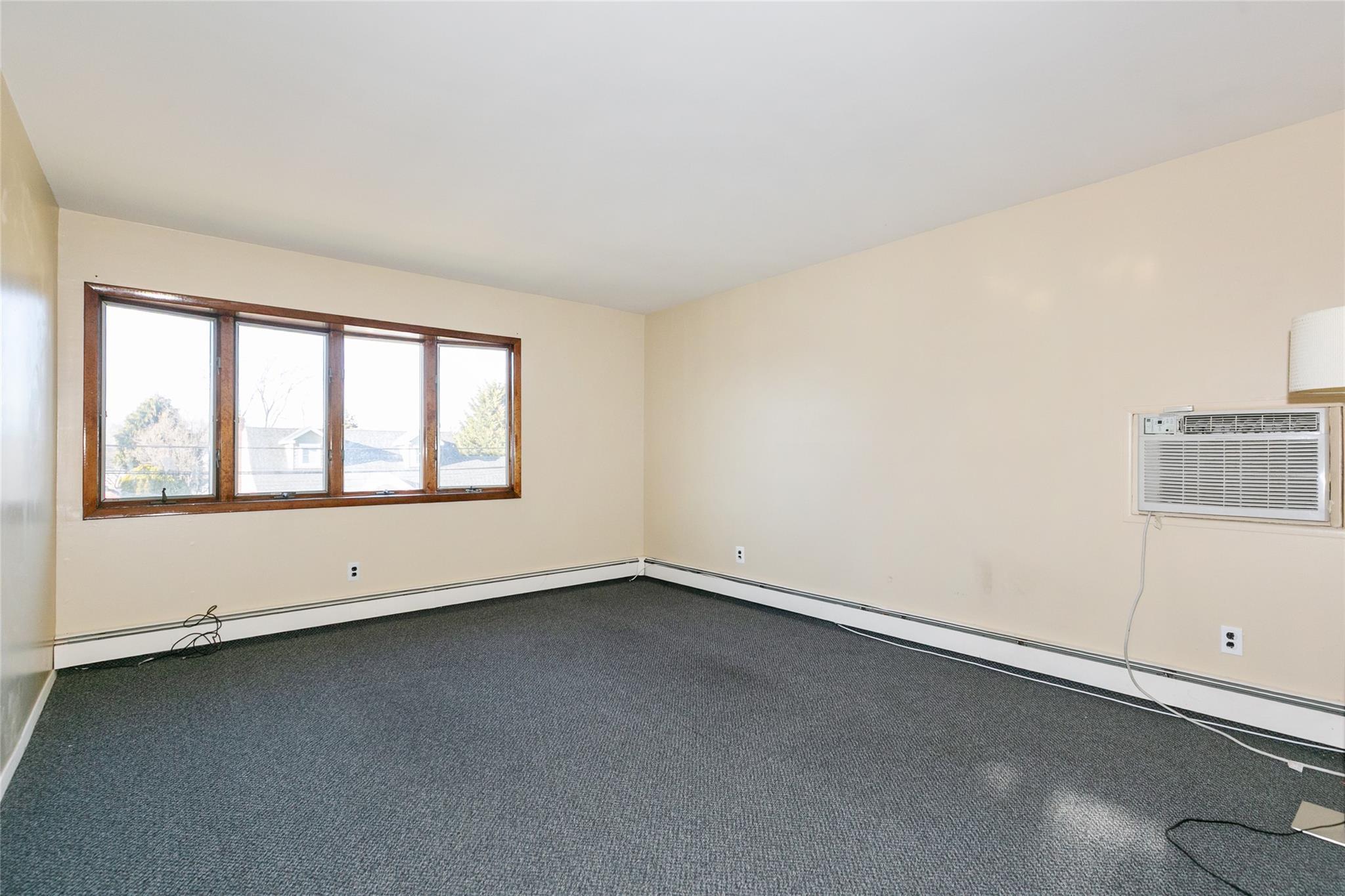 Single Family Richmond  Nassau County, NY 11758, MLS-840748-11