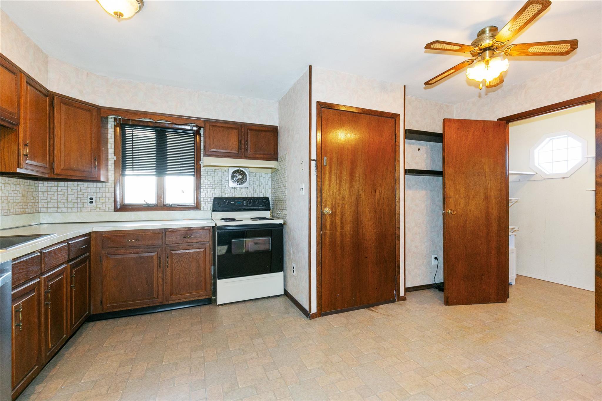 Single Family Richmond  Nassau County, NY 11758, MLS-840748-8