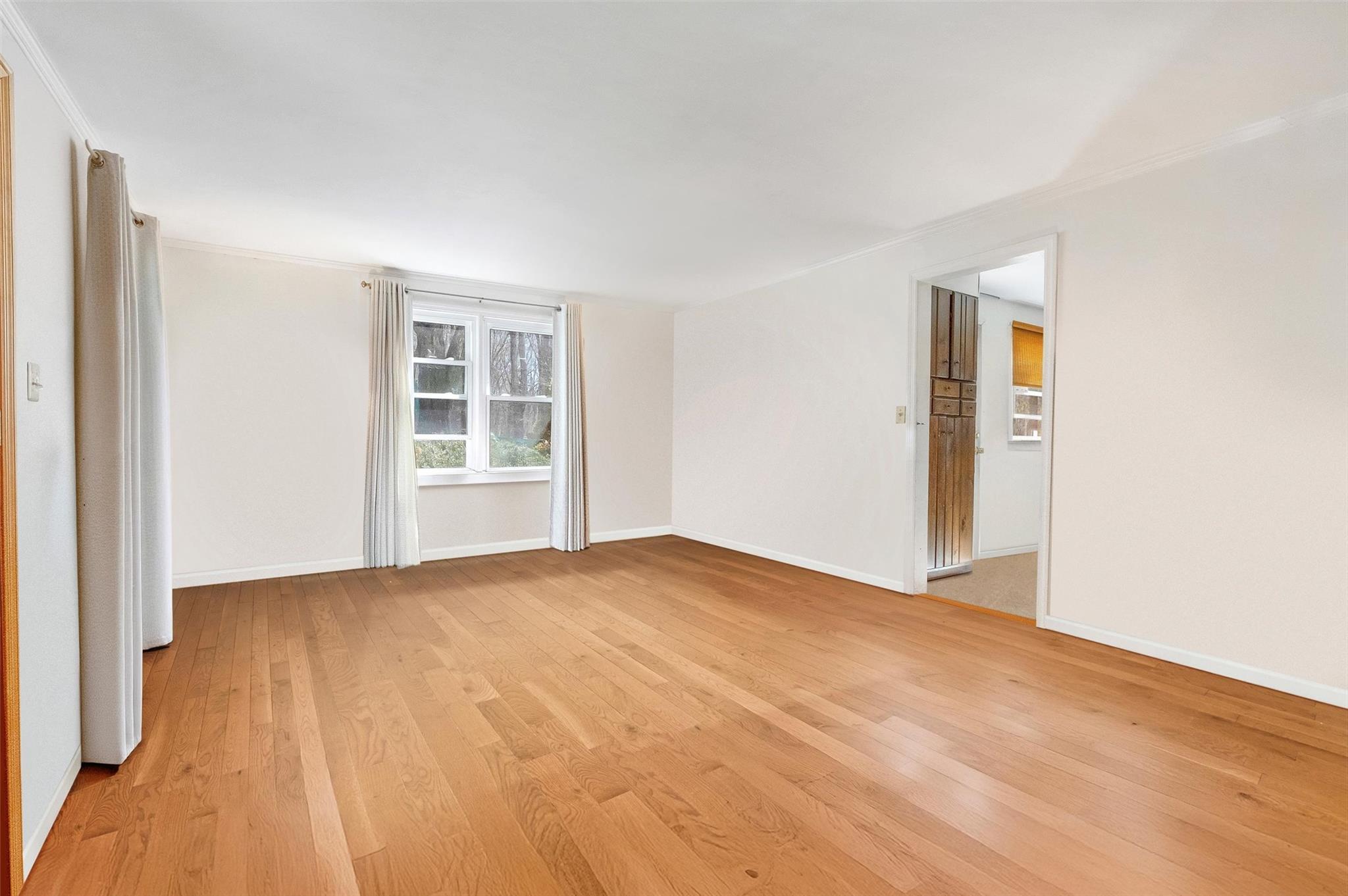 Single Family Hickory  Westchester County, NY 10506, MLS-840777-11