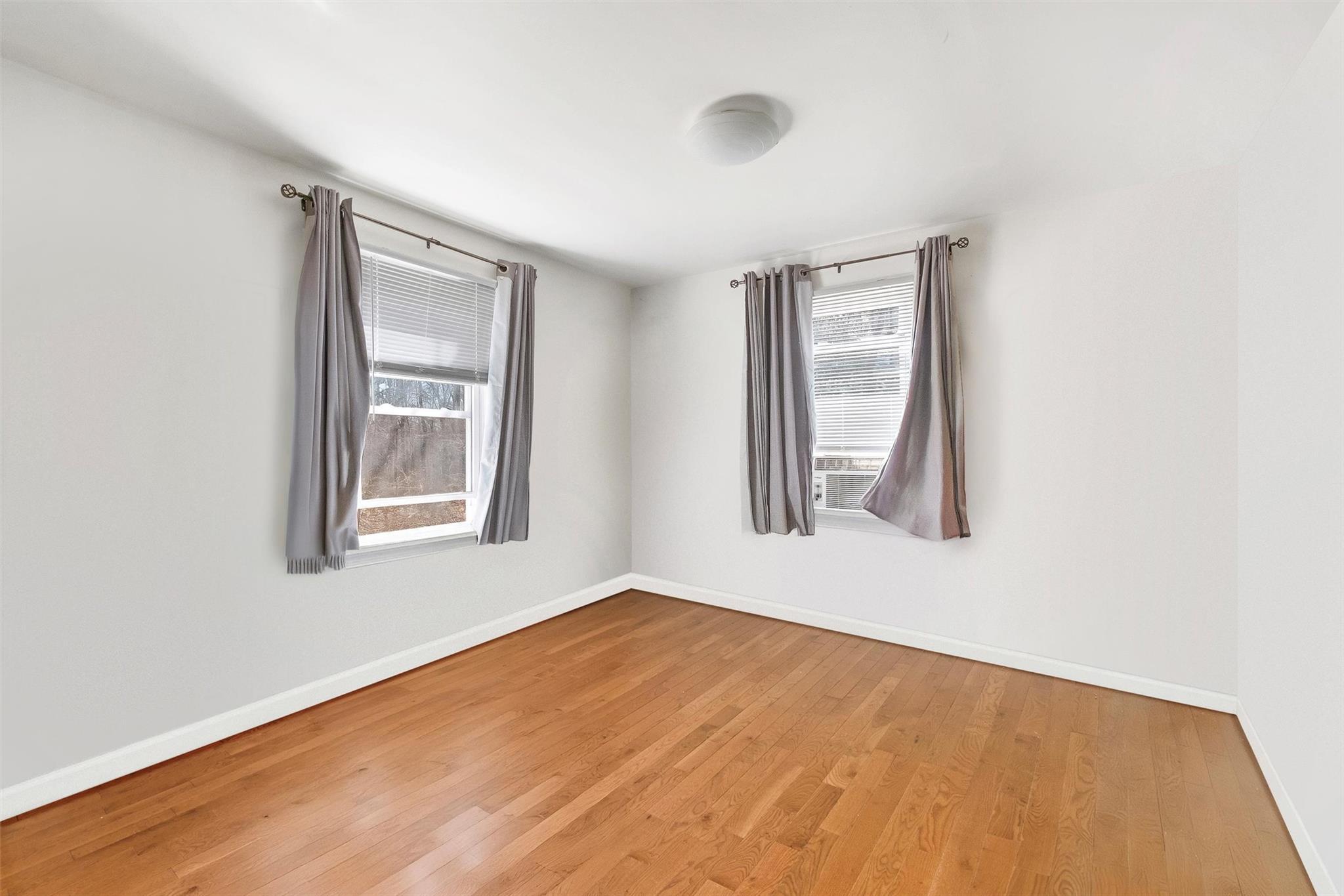 Single Family Hickory  Westchester County, NY 10506, MLS-840777-16