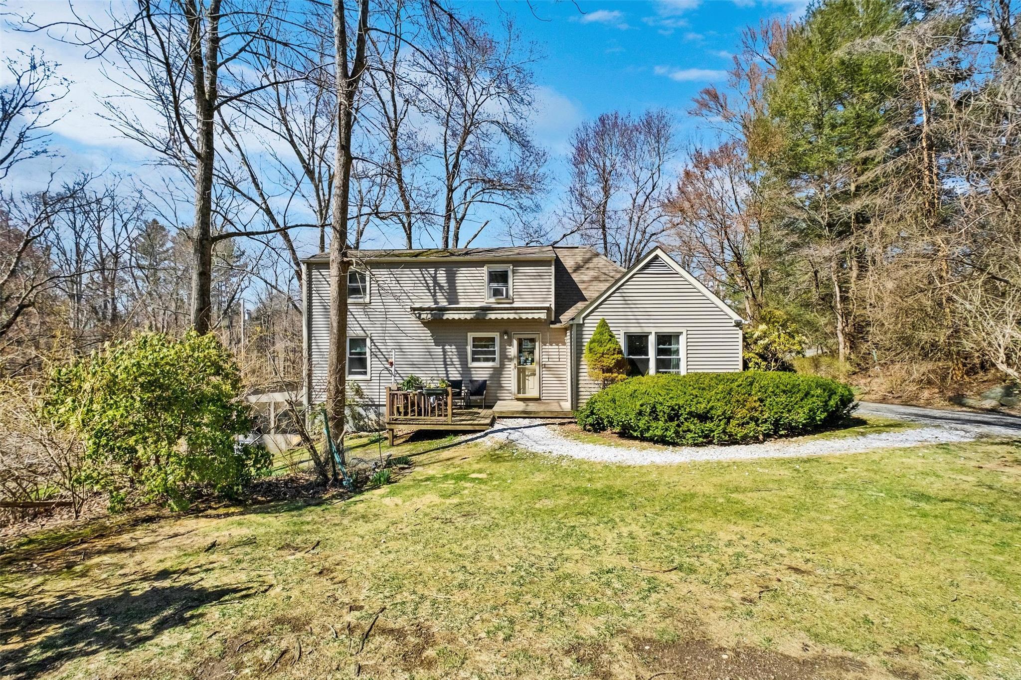 Single Family Hickory  Westchester County, NY 10506, MLS-840777-3