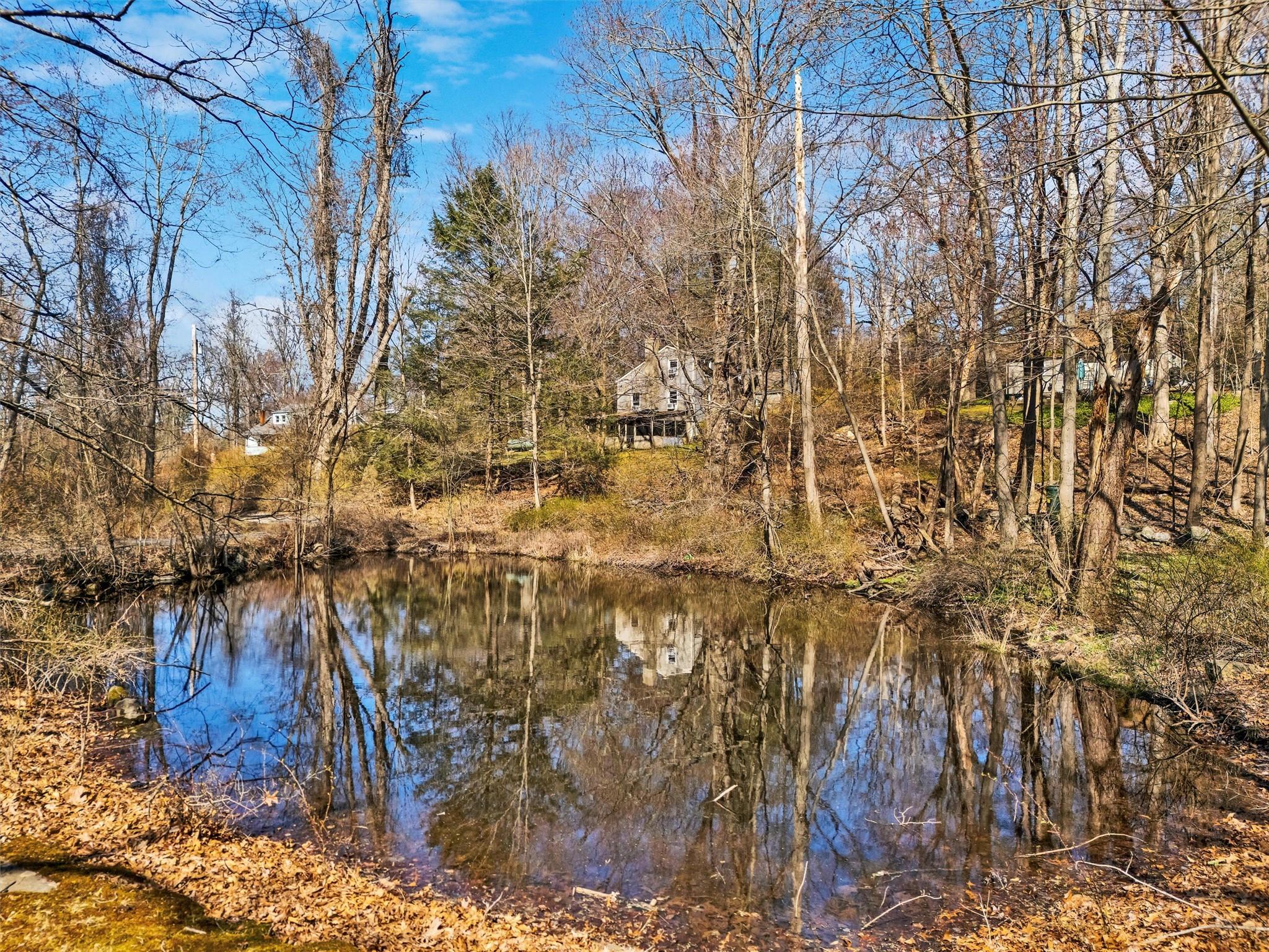 Single Family Hickory  Westchester County, NY 10506, MLS-840777-47