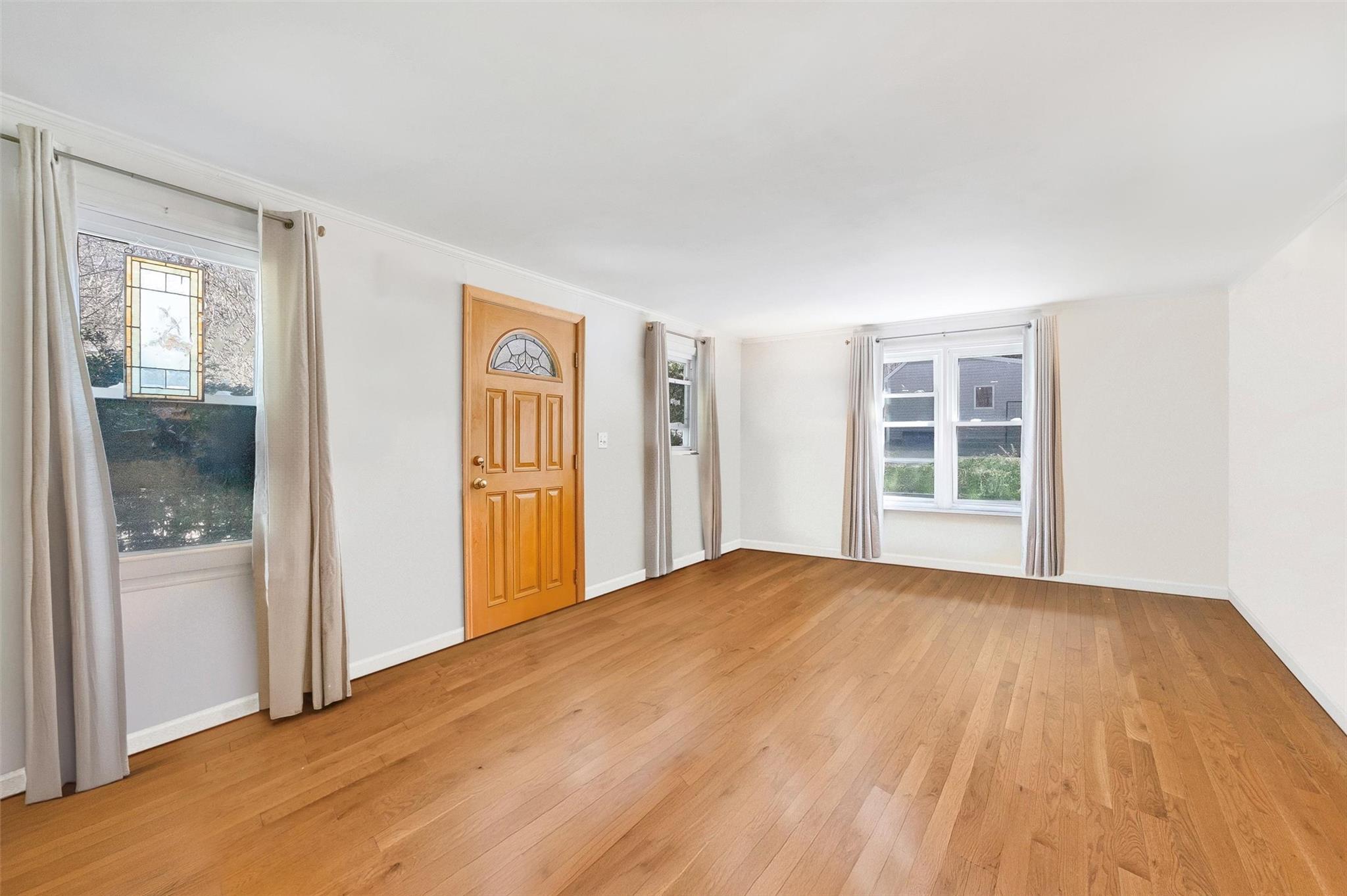 Single Family Hickory  Westchester County, NY 10506, MLS-840777-9