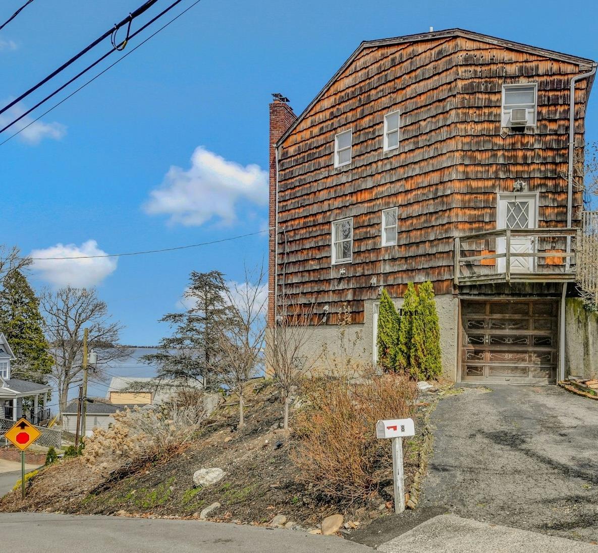 Single Family Bayview  Suffolk County, NY 11743, MLS-840800-2