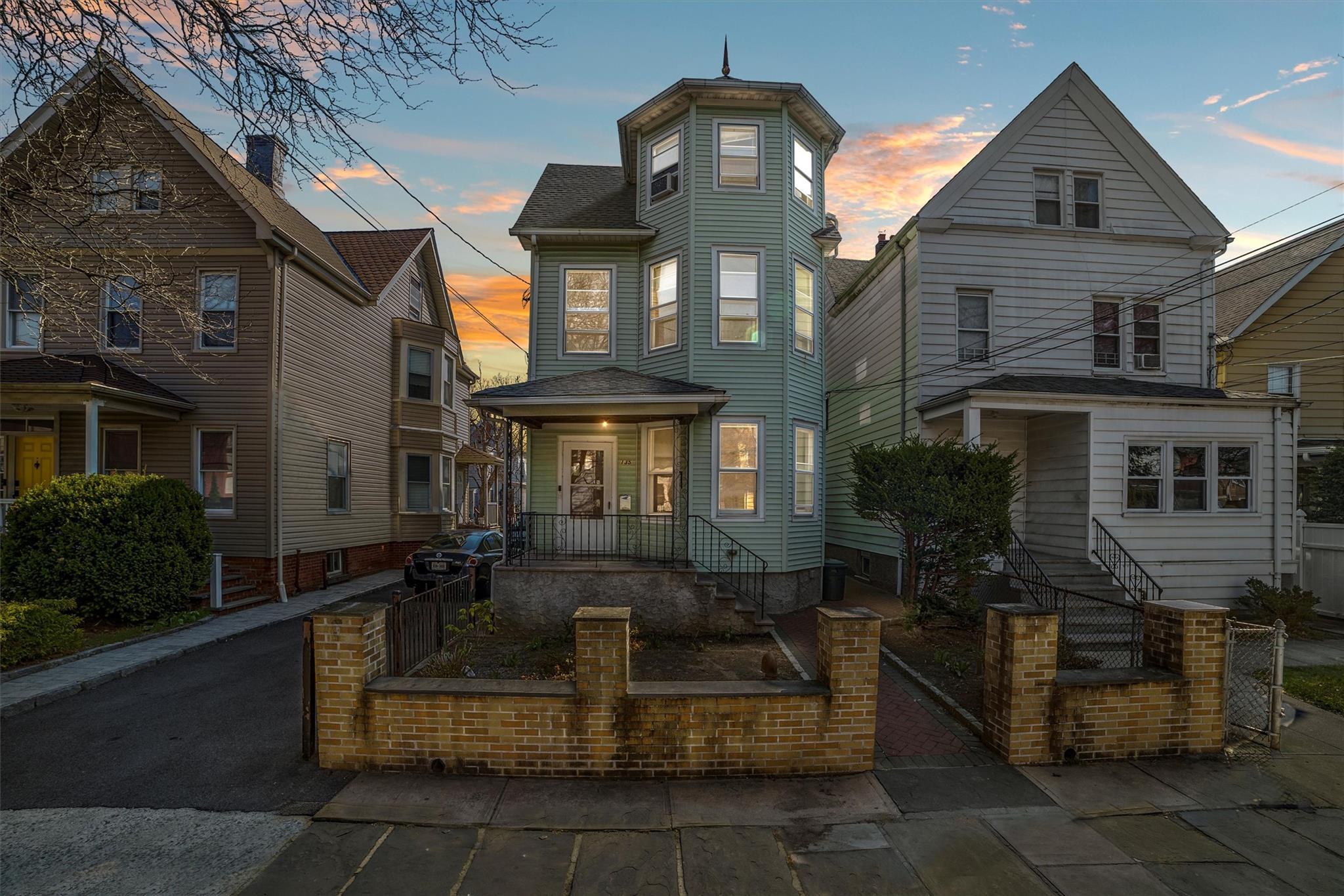 Single Family 8th  Westchester County, NY 10550, MLS-840822-2