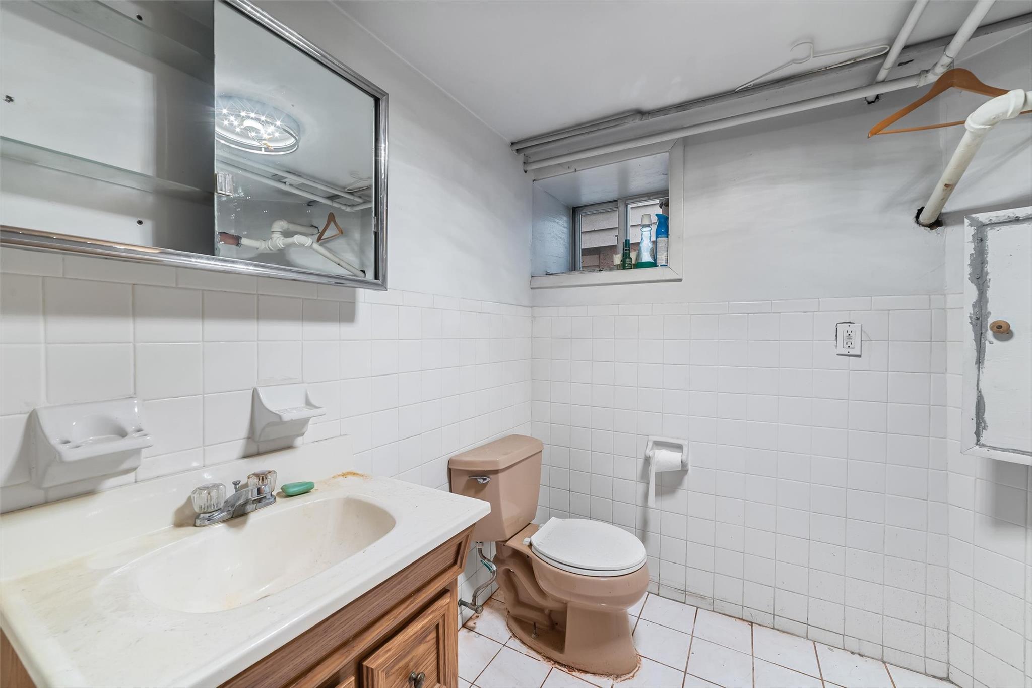 Single Family 8th  Westchester County, NY 10550, MLS-840822-26