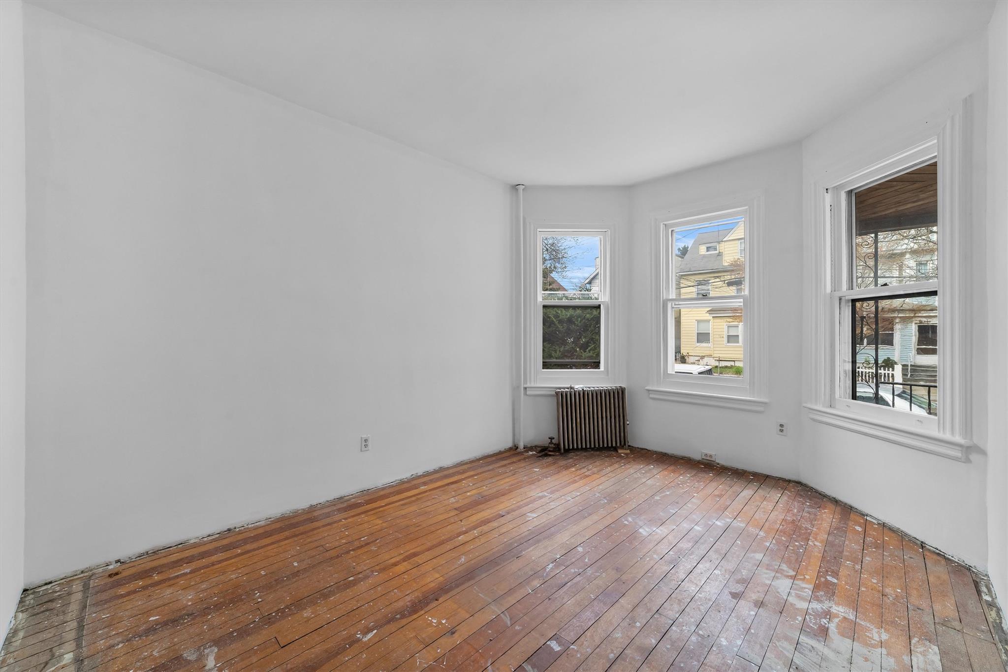 Single Family 8th  Westchester County, NY 10550, MLS-840822-7