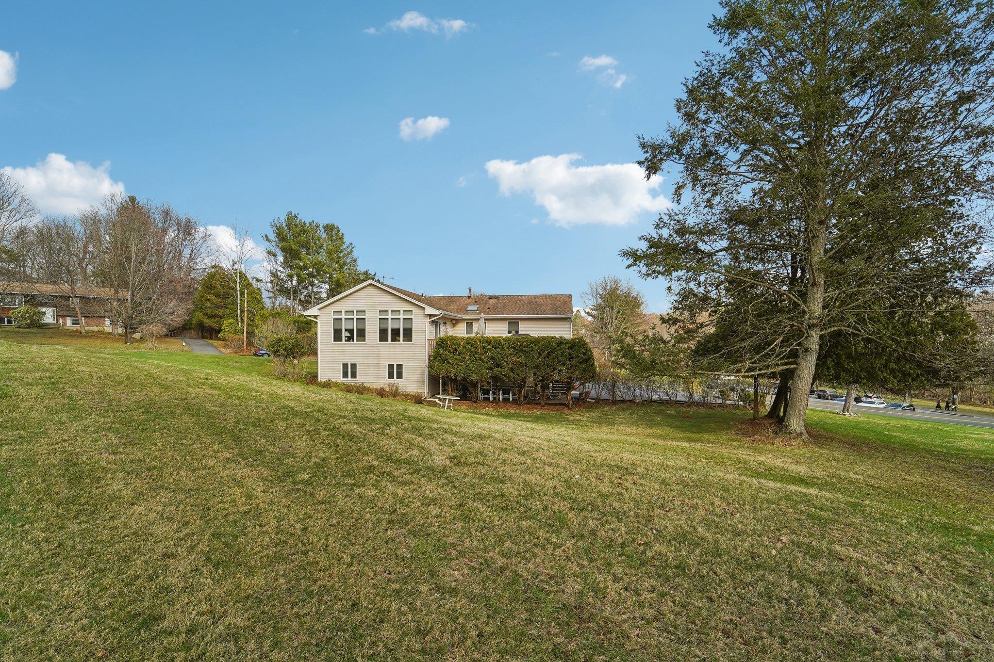 Single Family Dike  Rockland County, NY 10952, MLS-840861-31