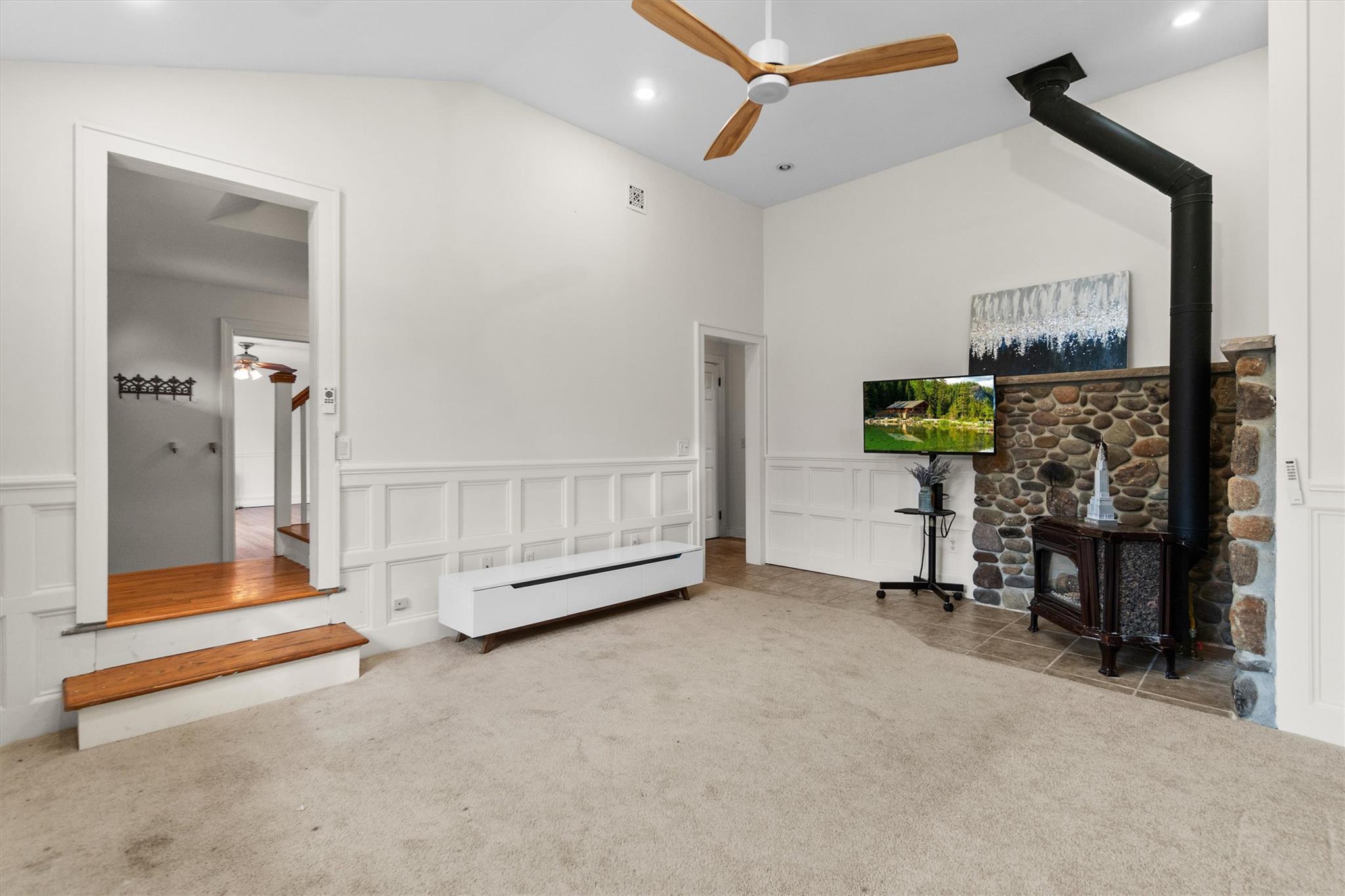 Single Family Southern  Orange County, NY 10990, MLS-840908-14
