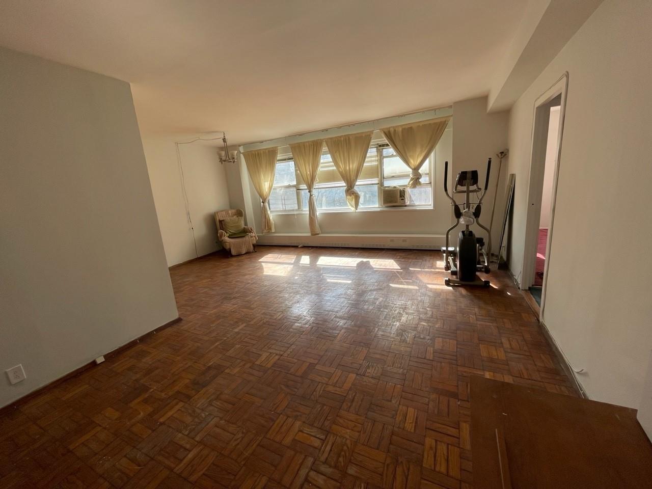 Coop Fordham Hill  Bronx, NY 10458, MLS-840932-2