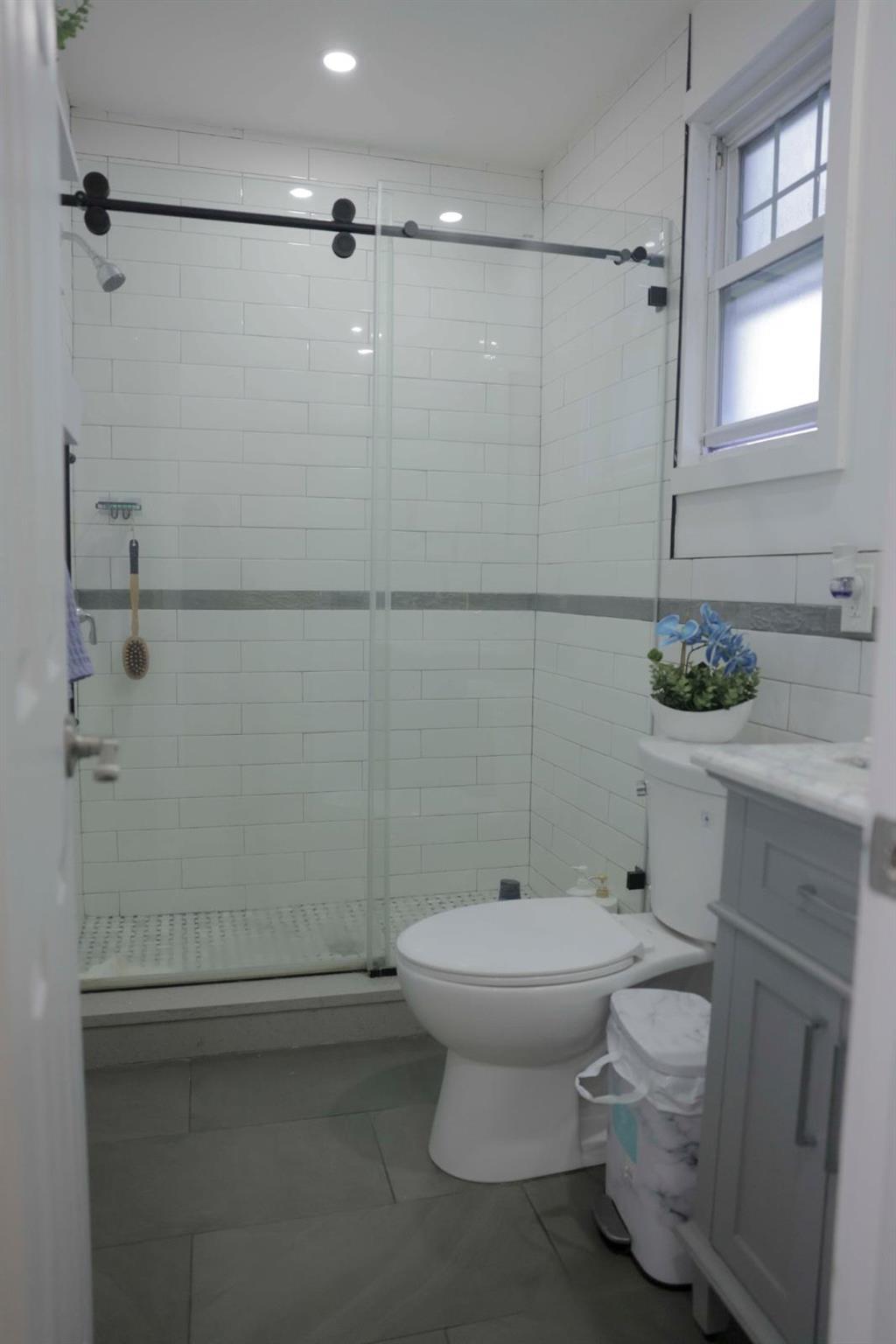 Single Family Hearst  Westchester County, NY 10703, MLS-840937-17
