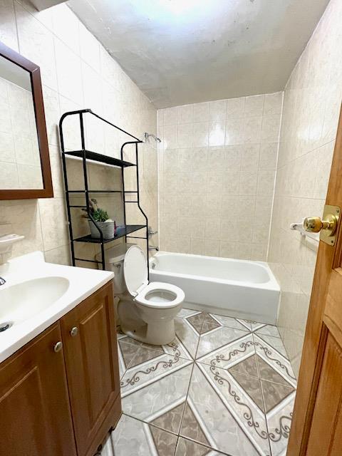 Single Family Monterey  Bronx, NY 10457, MLS-840966-16