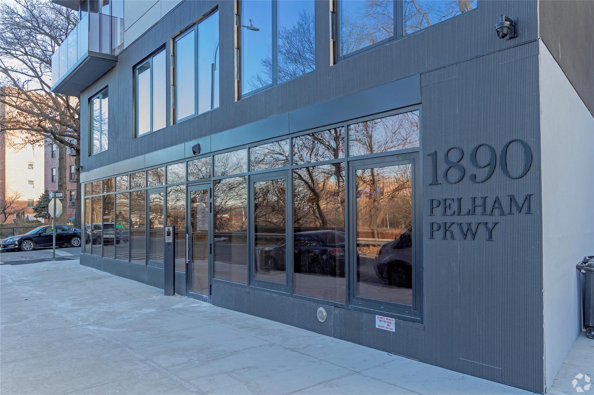 Apartment Pelham Parkway  Bronx, NY 10470, MLS-840991-13