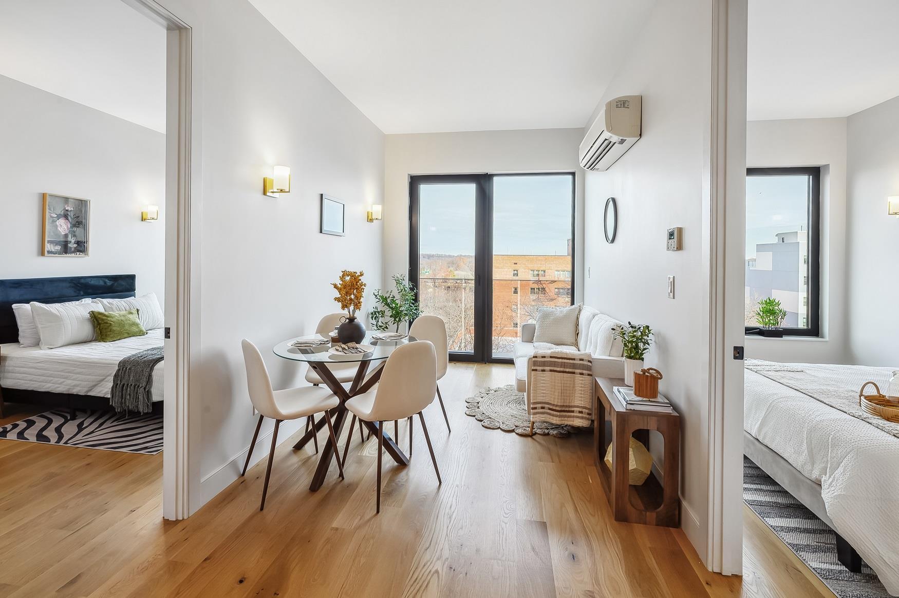 Apartment Pelham Parkway  Bronx, NY 10470, MLS-840991-2