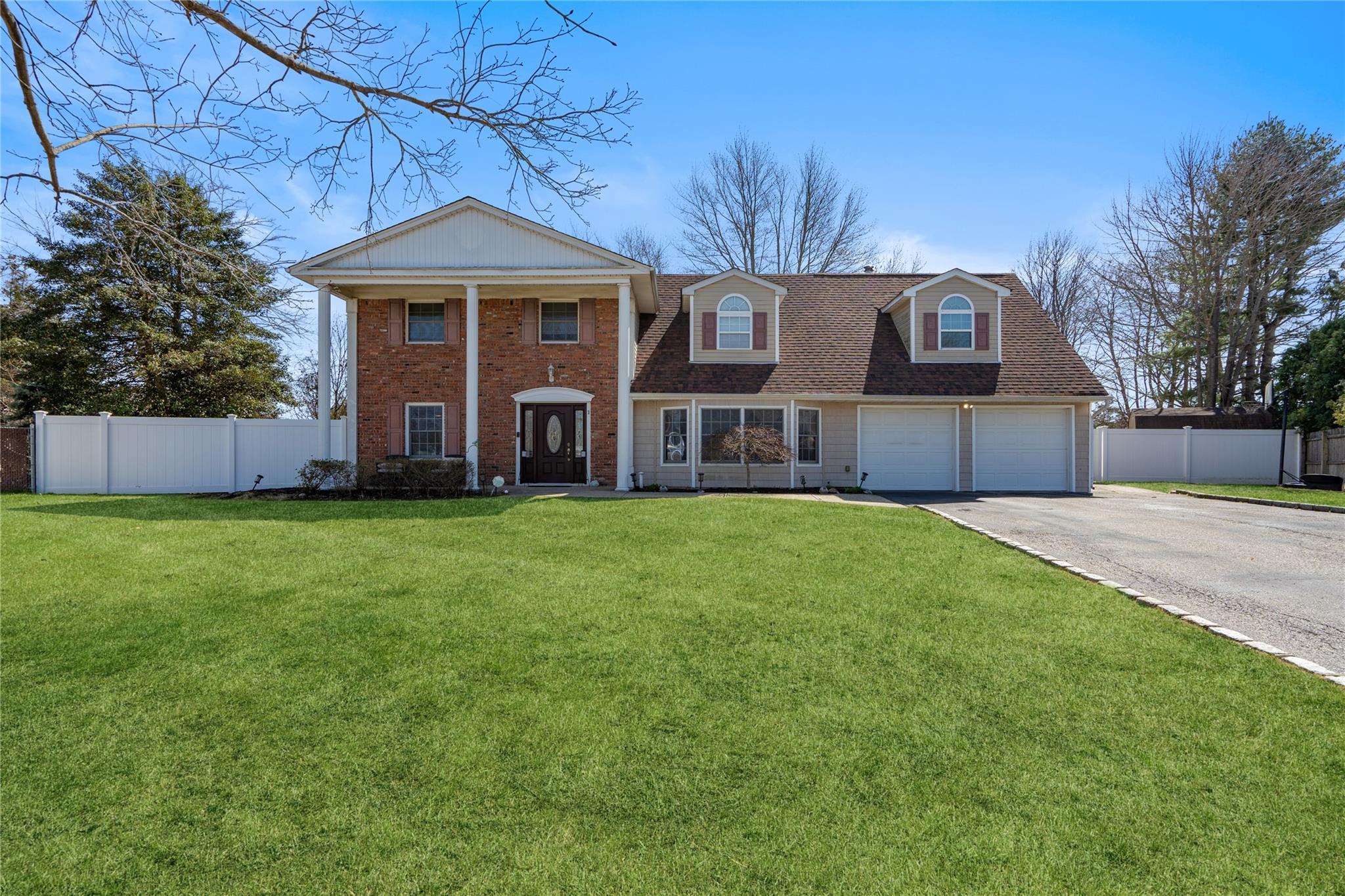 Single Family Mary Lu  Suffolk County, NY 11742, MLS-840993-2