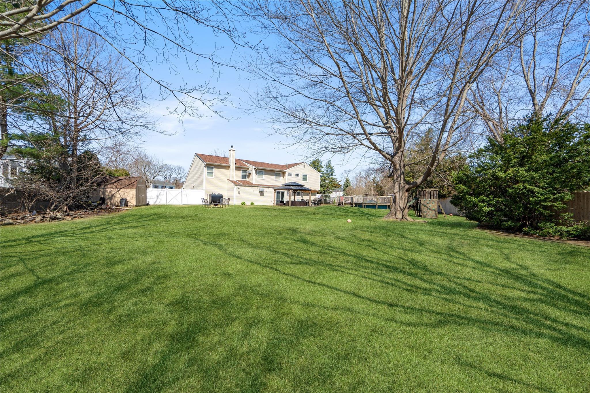 Single Family Mary Lu  Suffolk County, NY 11742, MLS-840993-34